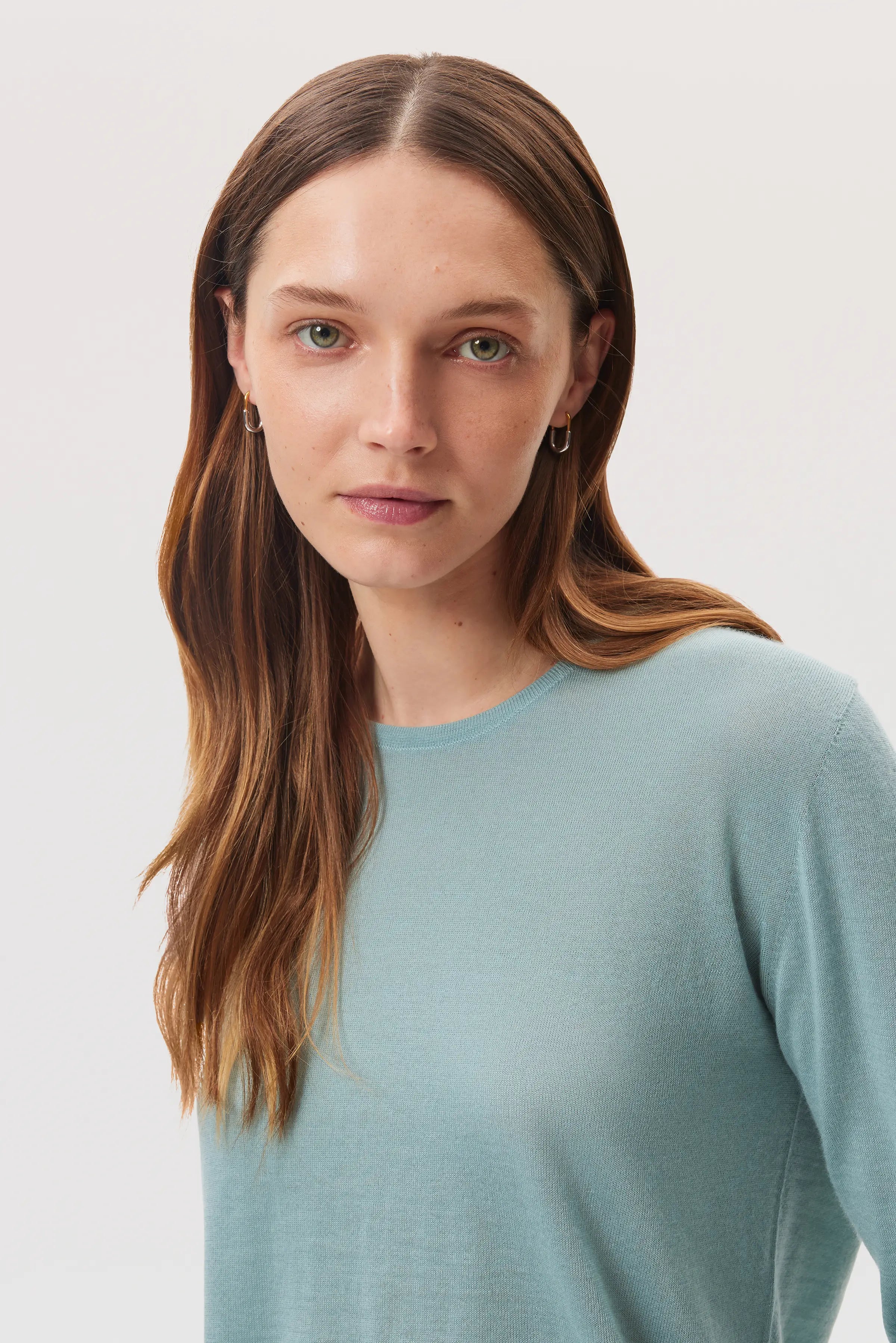 Johnstons of Elgin - Superfine Cashmere Light Green Jumper