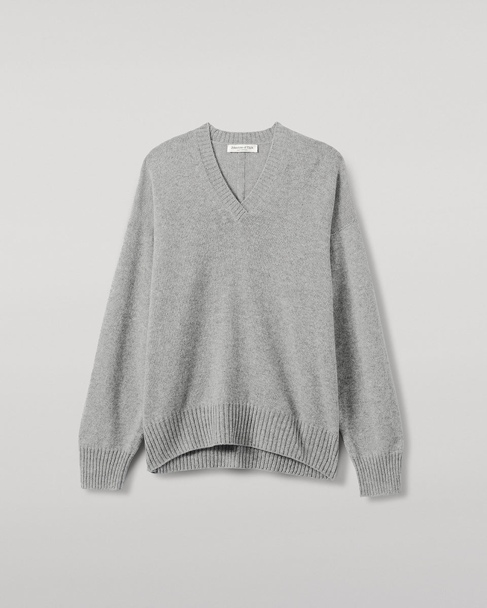Johnstons of Elgin - Relaxed Fit Gauzy Light Grey Cashmere Jumper