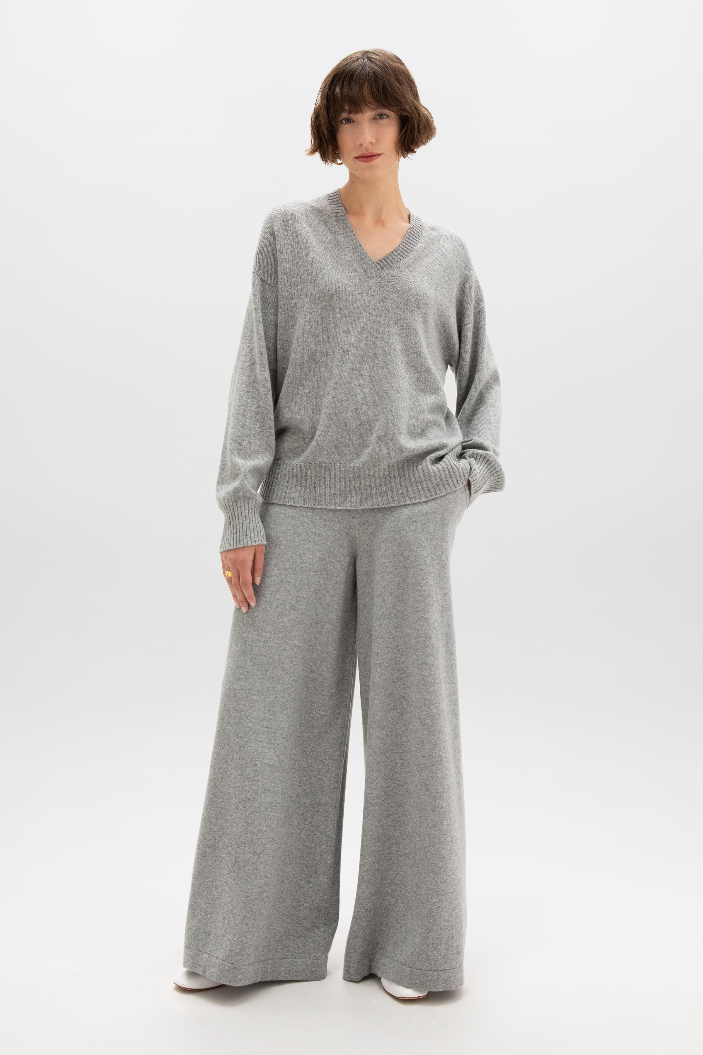Johnstons of Elgin - Light Grey Cashmere Trousers