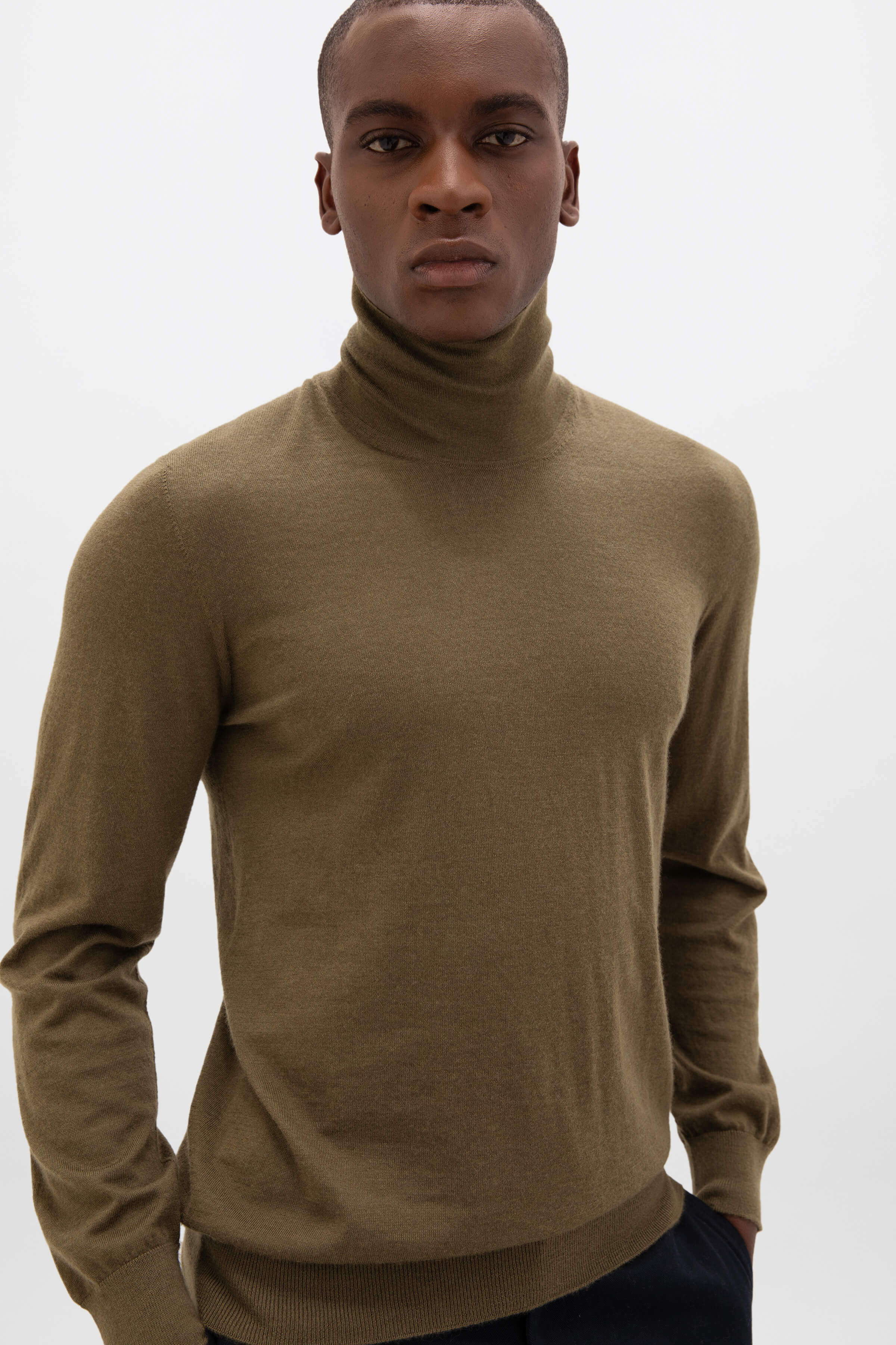Johnstons of Elgin - Superfine Cashmere Roll Neck Olive Green Jumper
