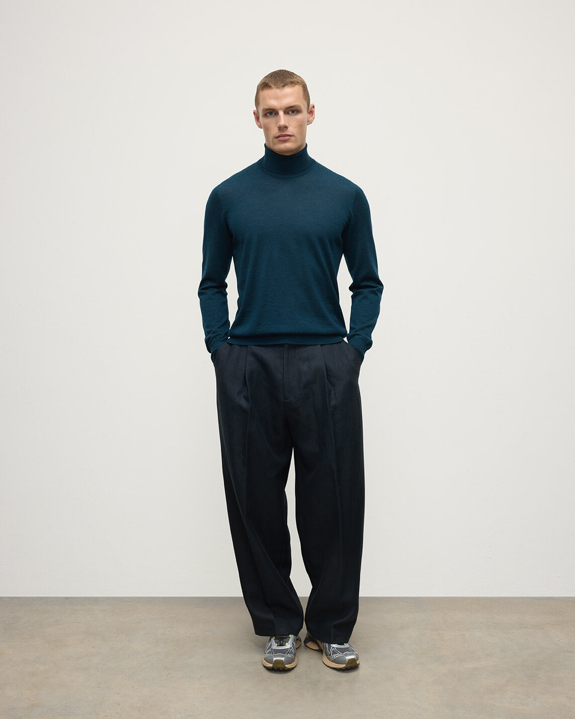 Johnstons of Elgin - Superfine Cashmere Dark Green Roll Neck Jumper