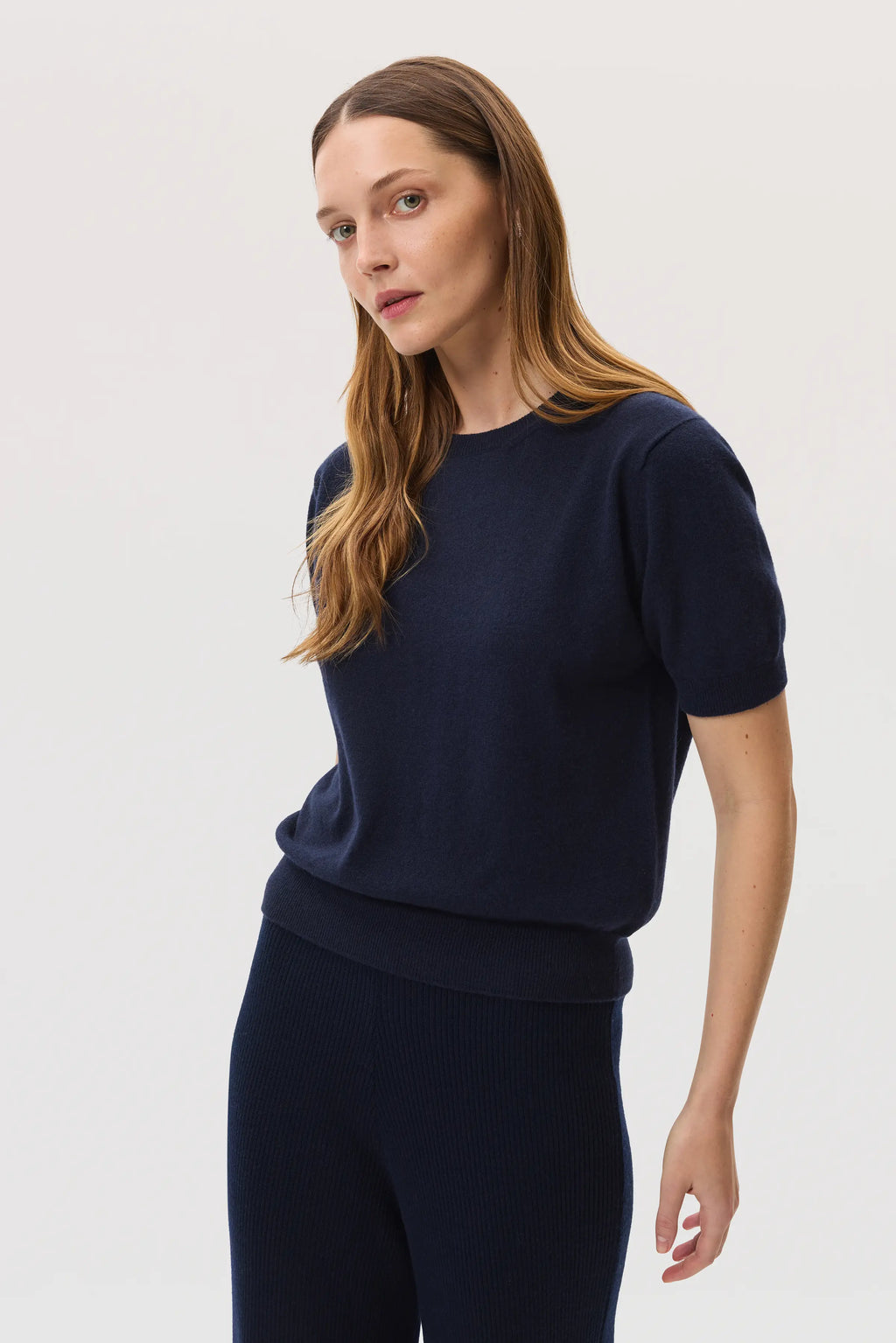 Johnstons of Elgin - Classic Cashmere Navy T - Shirt