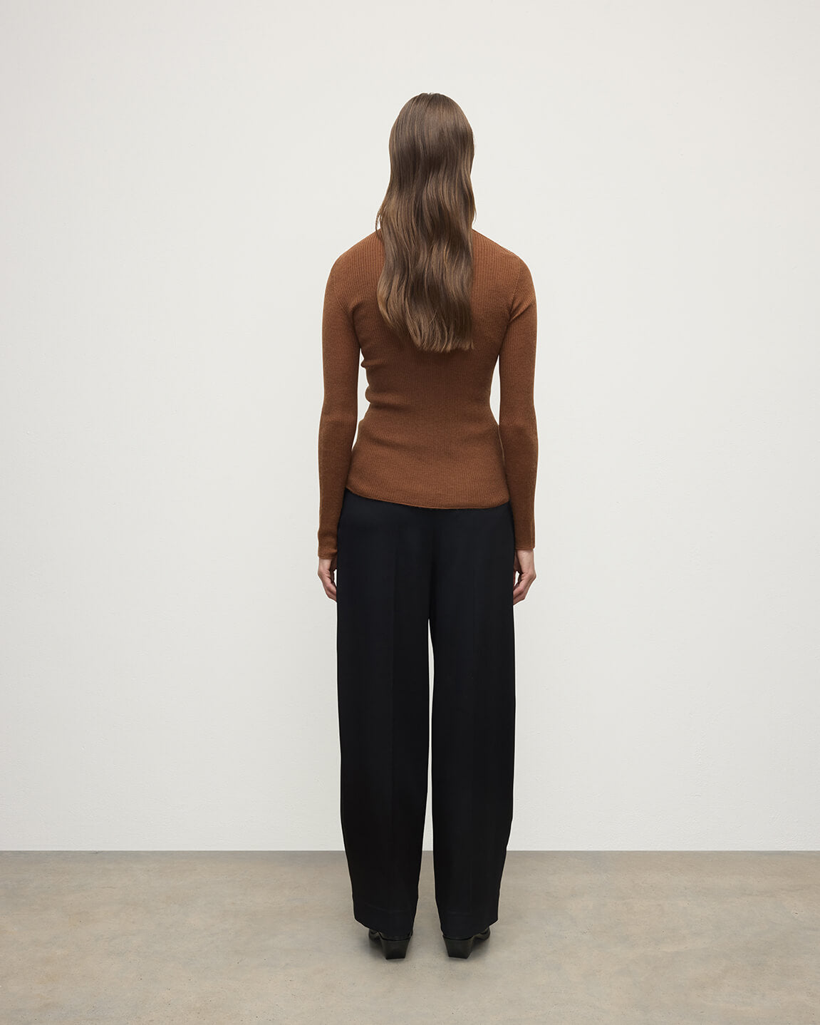 Johnstons of Elgin - Superfine Cashmere Dark Camel Cardigan