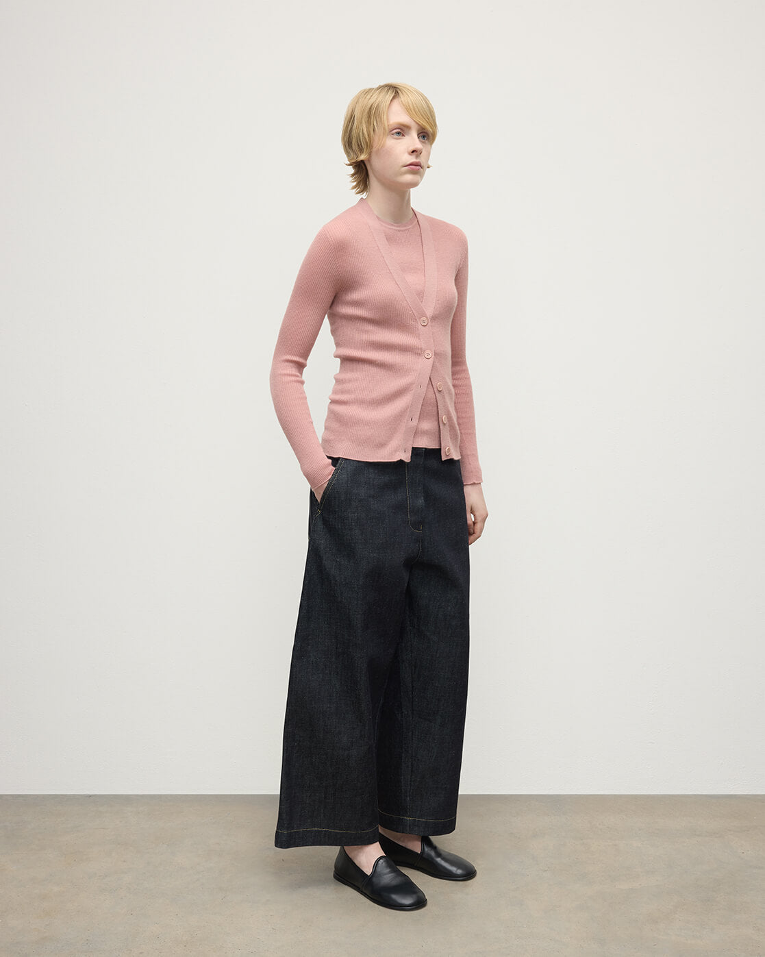 Johnstons of Elgin - Superfine Cashmere Pink Cardigan