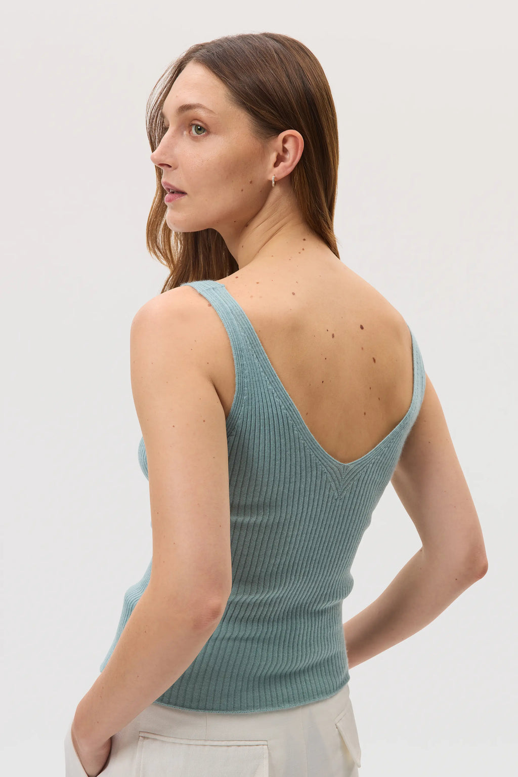Johnstons of Elgin - Ribbed Superfine Light Green Cashmere Vest