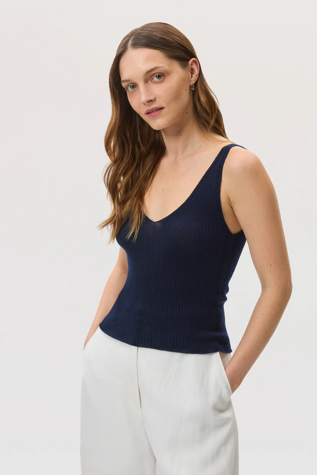 Johnstons of Elgin - Ribbed Dark Navy Superfine Cashmere Vest