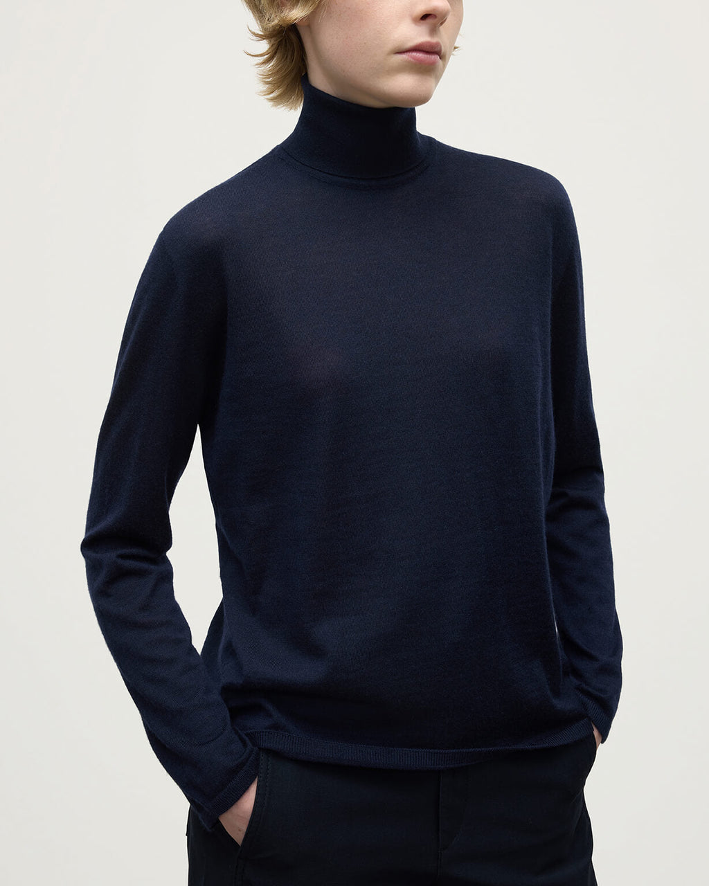 Johnstons of Elgin - Superfine Cashmere Dark Navy Roll Neck Jumper