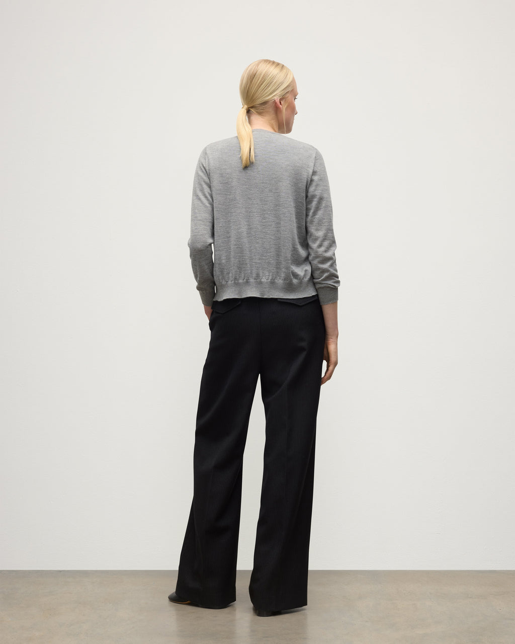 Johnstons of Elgin - Honor Grey Superfine Cashmere Cardigan