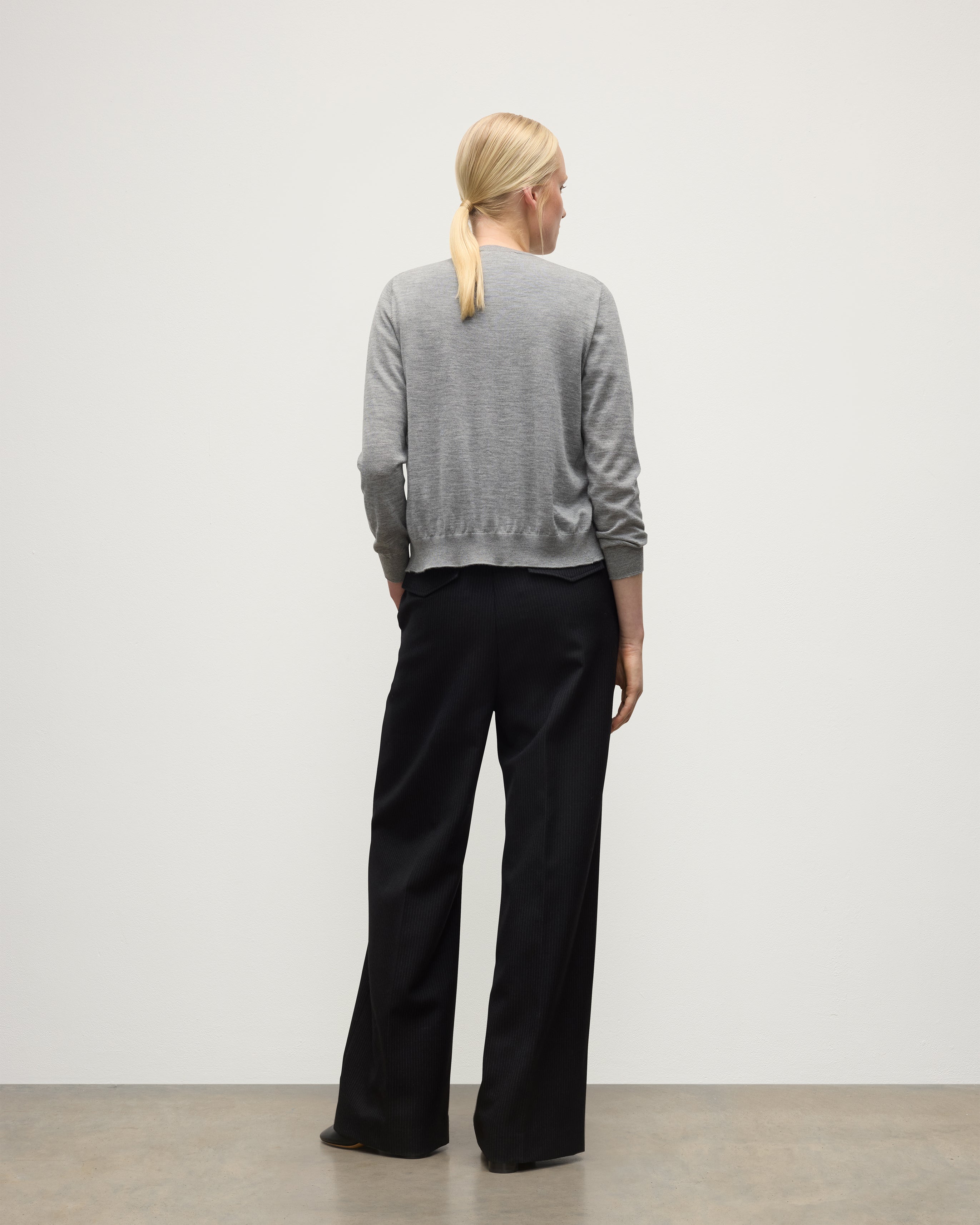 Johnstons of Elgin - Honor Grey Superfine Cashmere Cardigan