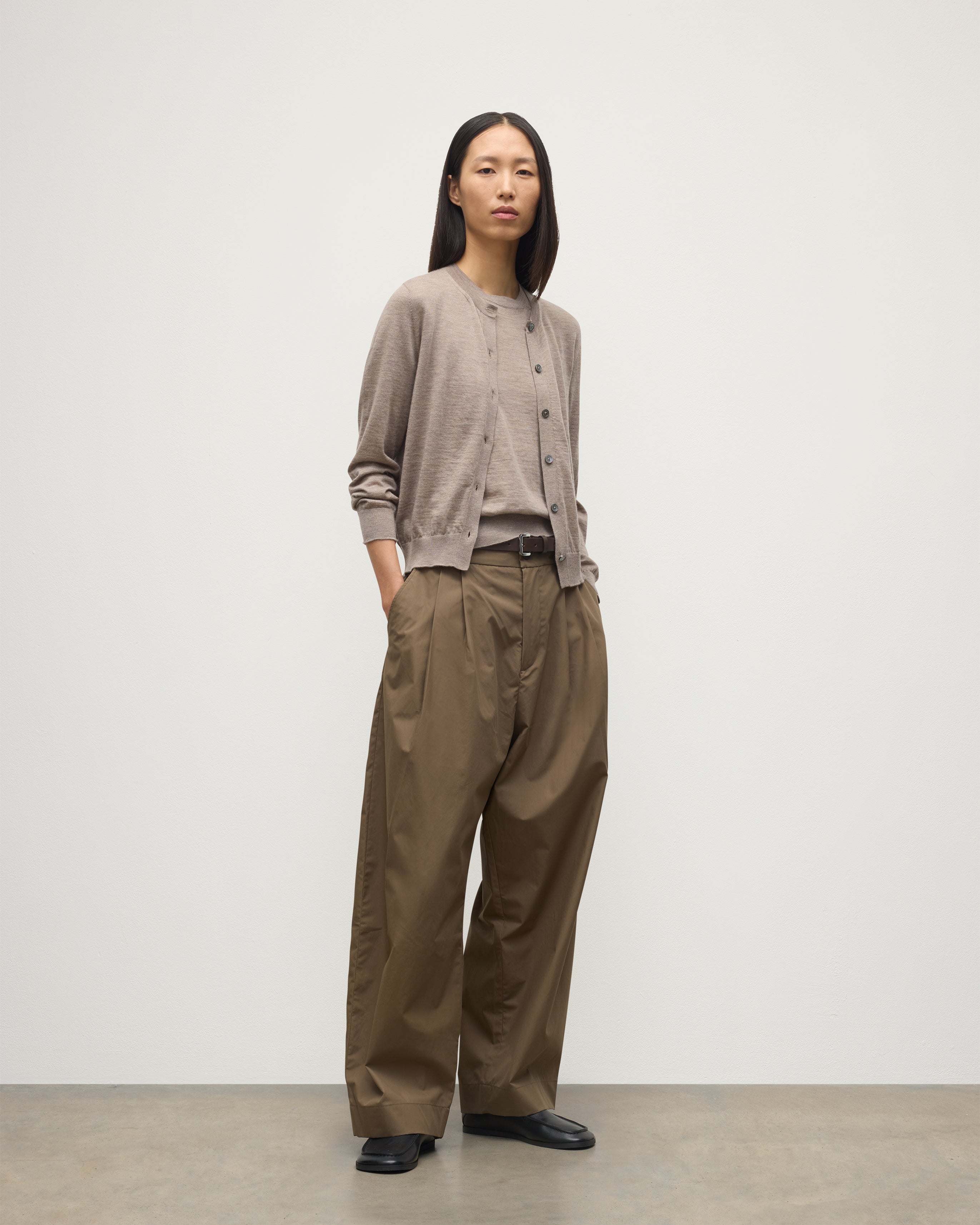 Johnstons of Elgin - Honor Light Brown Superfine Cashmere Cardigan