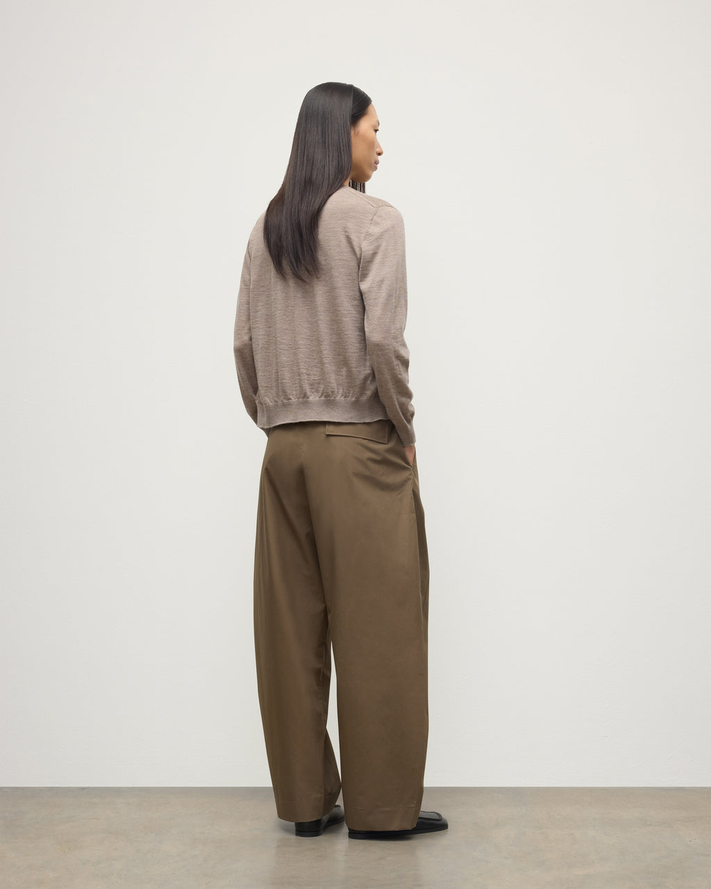 Johnstons of Elgin - Honor Light Brown Superfine Cashmere Cardigan