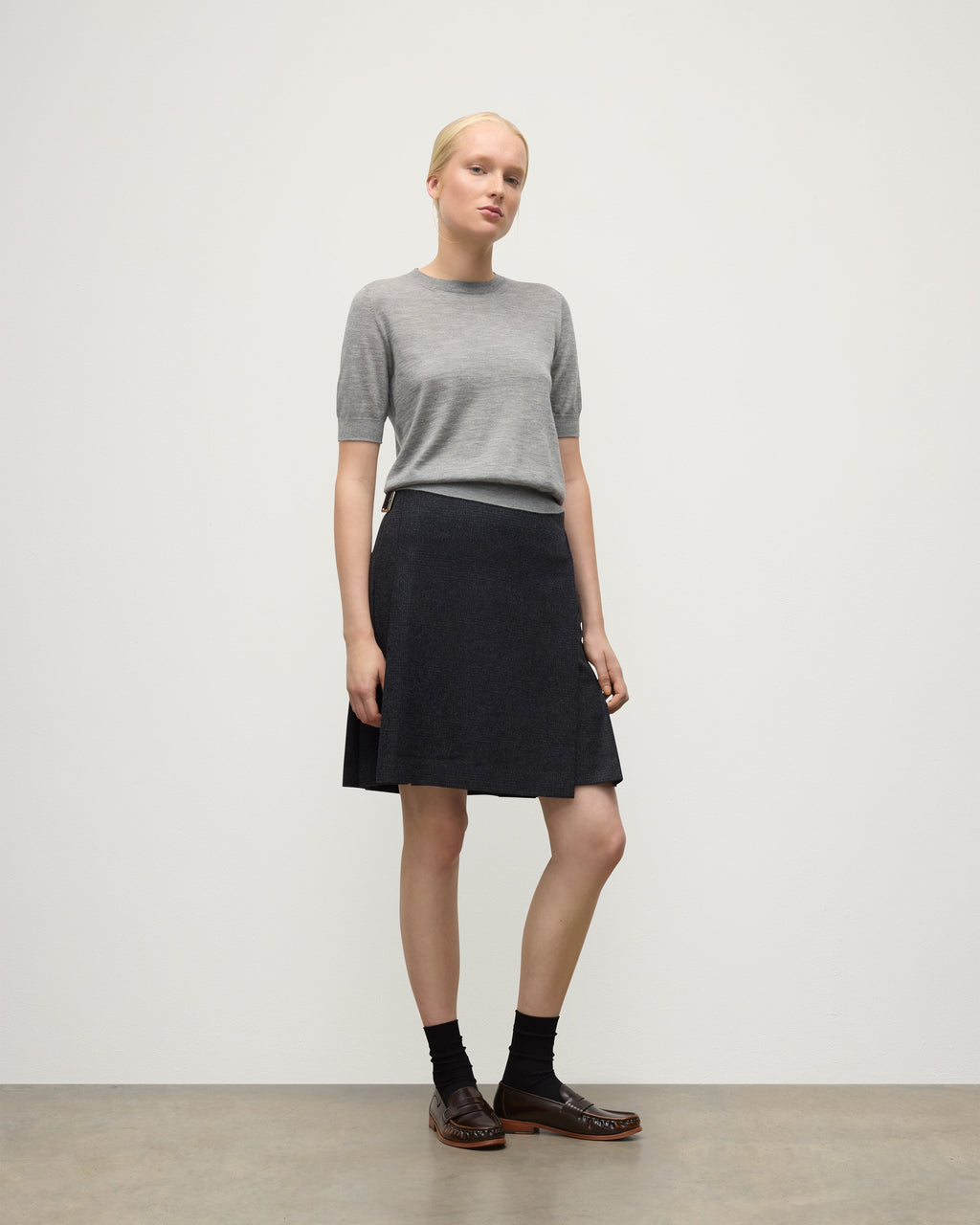 Johnstons of Elgin - Honor Grey Superfine Cashmere T - Shirt