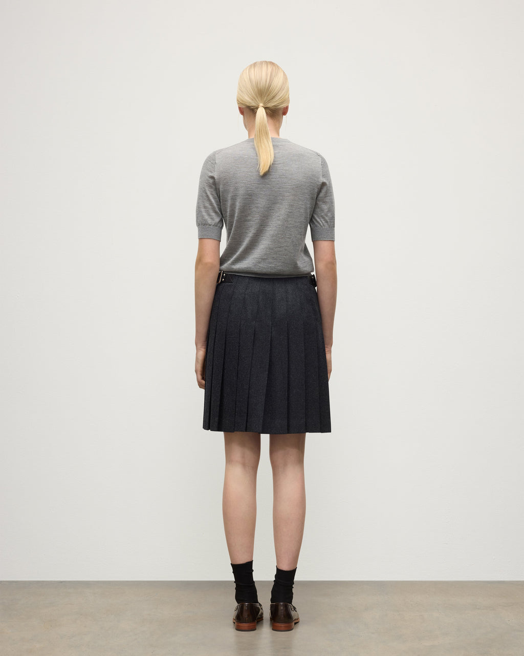 Johnstons of Elgin - Honor Grey Superfine Cashmere T - Shirt