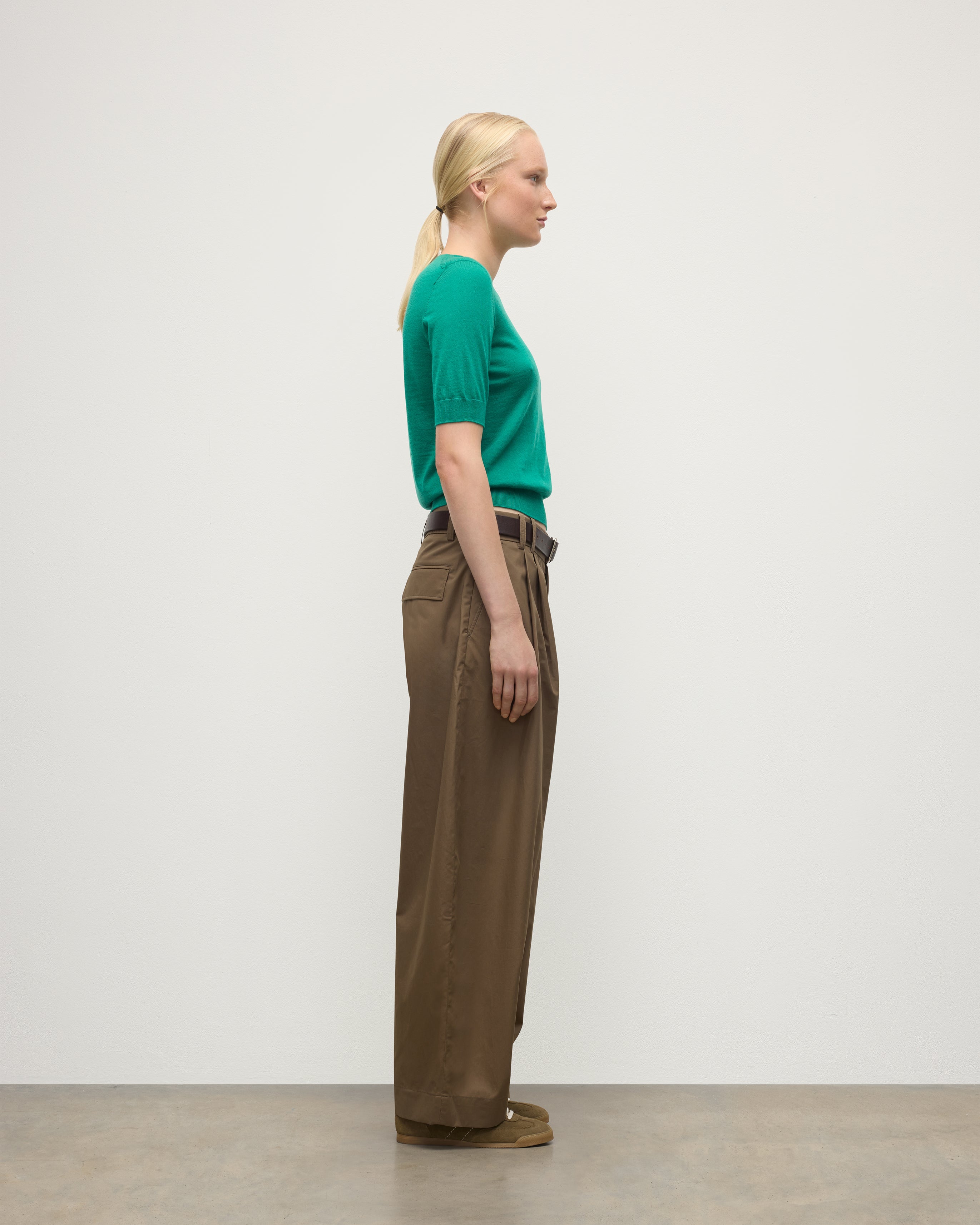 Johnstons of Elgin - Honor Bright Green Superfine Cashmere T - Shirt