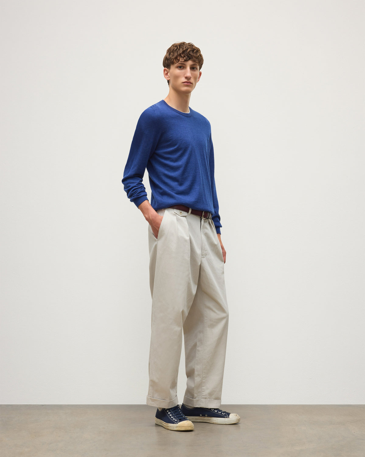 Johnstons of Elgin - Fin Blue Superfine Cashmere Jumper