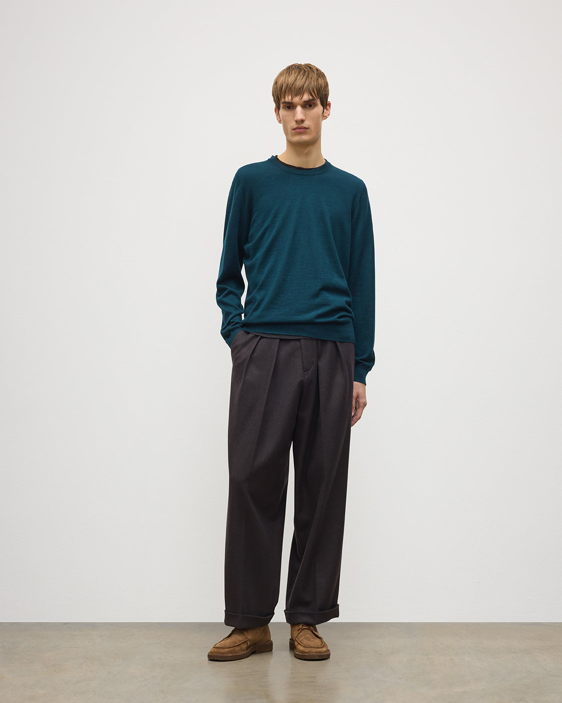 Johnstons of Elgin - Fin Bottle Green Superfine Cashmere Jumper