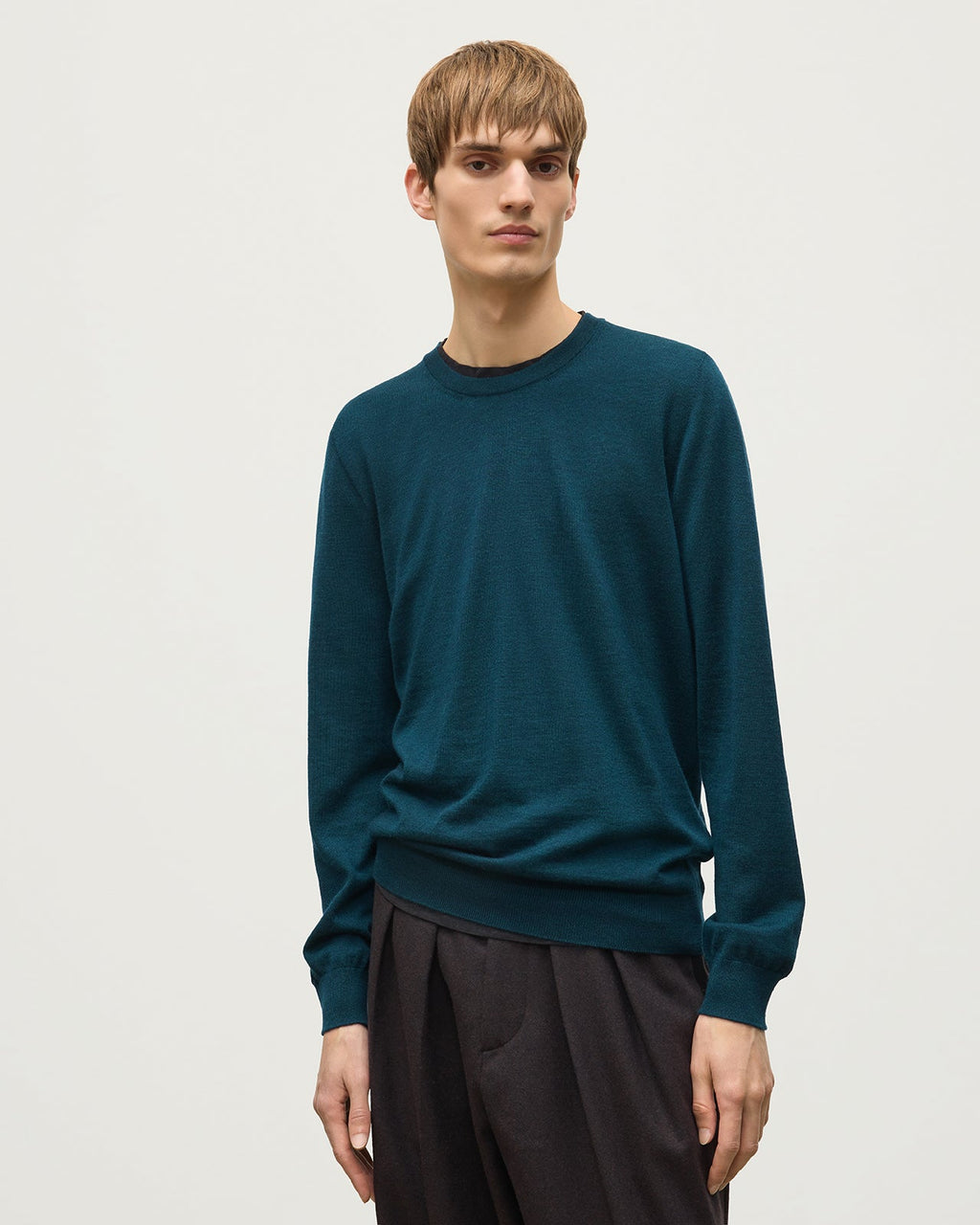 Johnstons of Elgin - Fin Bottle Green Superfine Cashmere Jumper