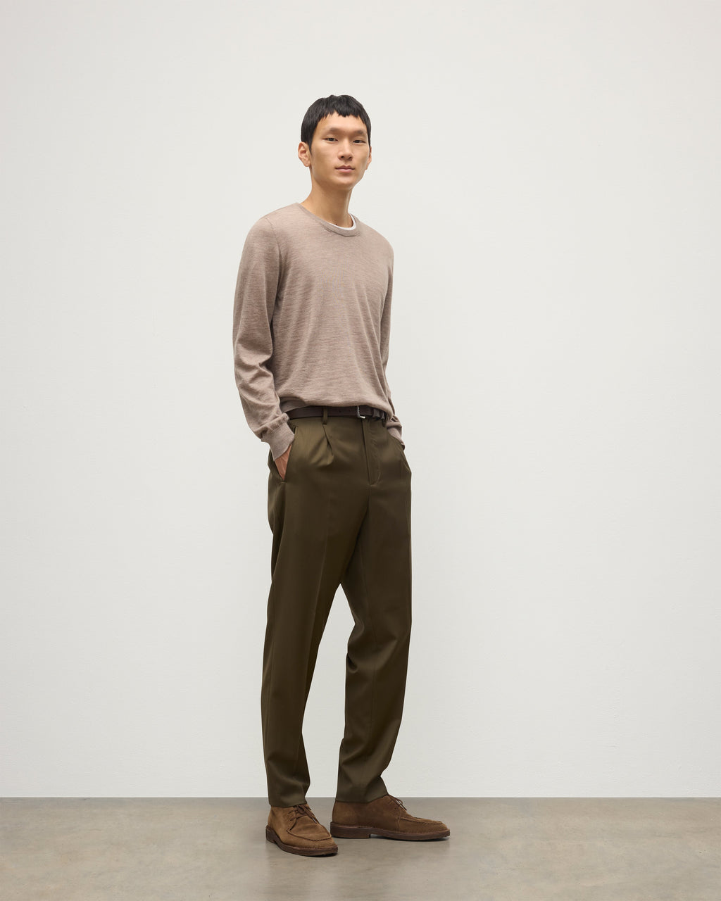 Johnstons of Elgin - Fin Light Brown Superfine Cashmere Jumper