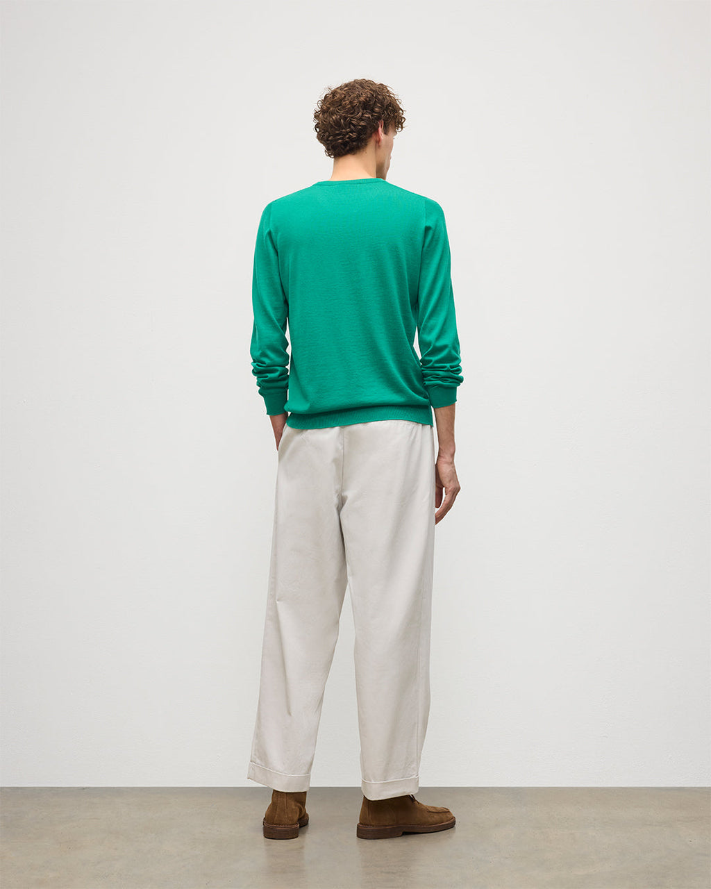 Johnstons of Elgin - Fin Bright Green Superfine Cashmere Jumper