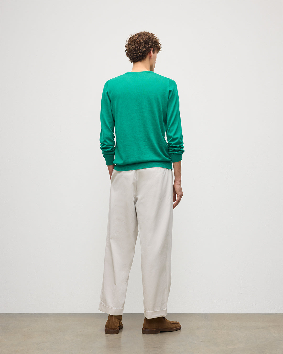 Johnstons of Elgin - Fin Bright Green Superfine Cashmere Jumper