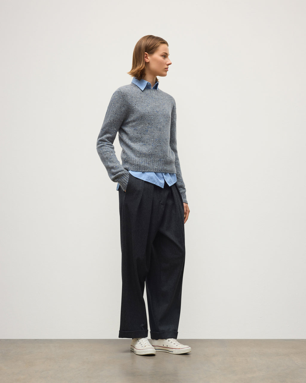 Johnstons of Elgin - Cairn Grey Donegal Cashmere Jumper