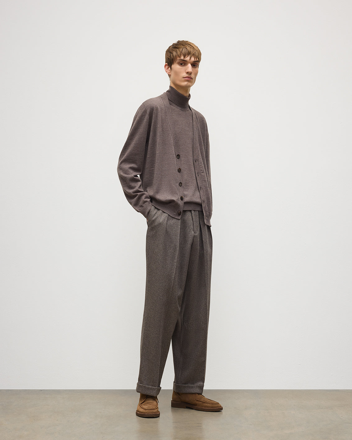Johnstons of Elgin - Forsyth Brown Superfine Cashmere Cardigan