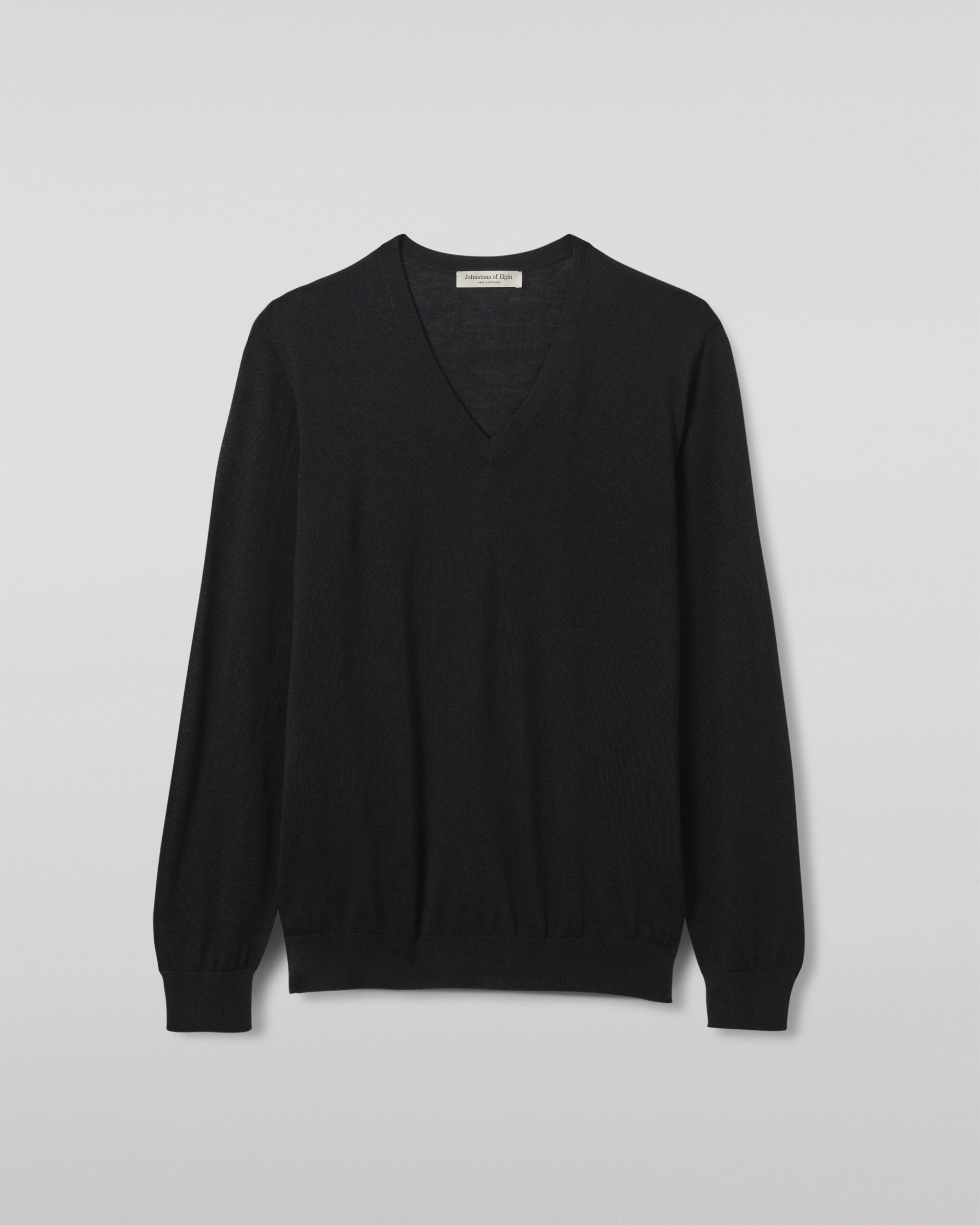 Johnstons of Elgin - Fin Black V Neck Superfine Cashmere Jumper