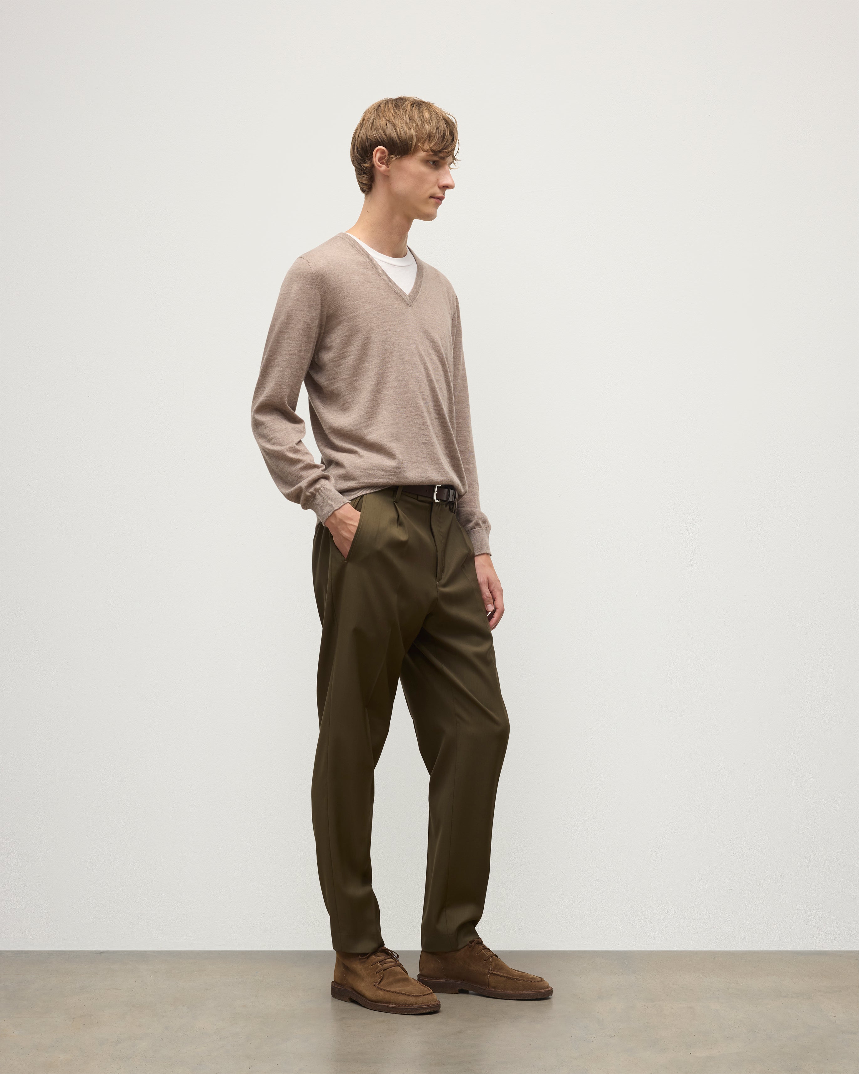 Johnstons of Elgin - Fin Light Brown V Neck Superfine Cashmere Jumper