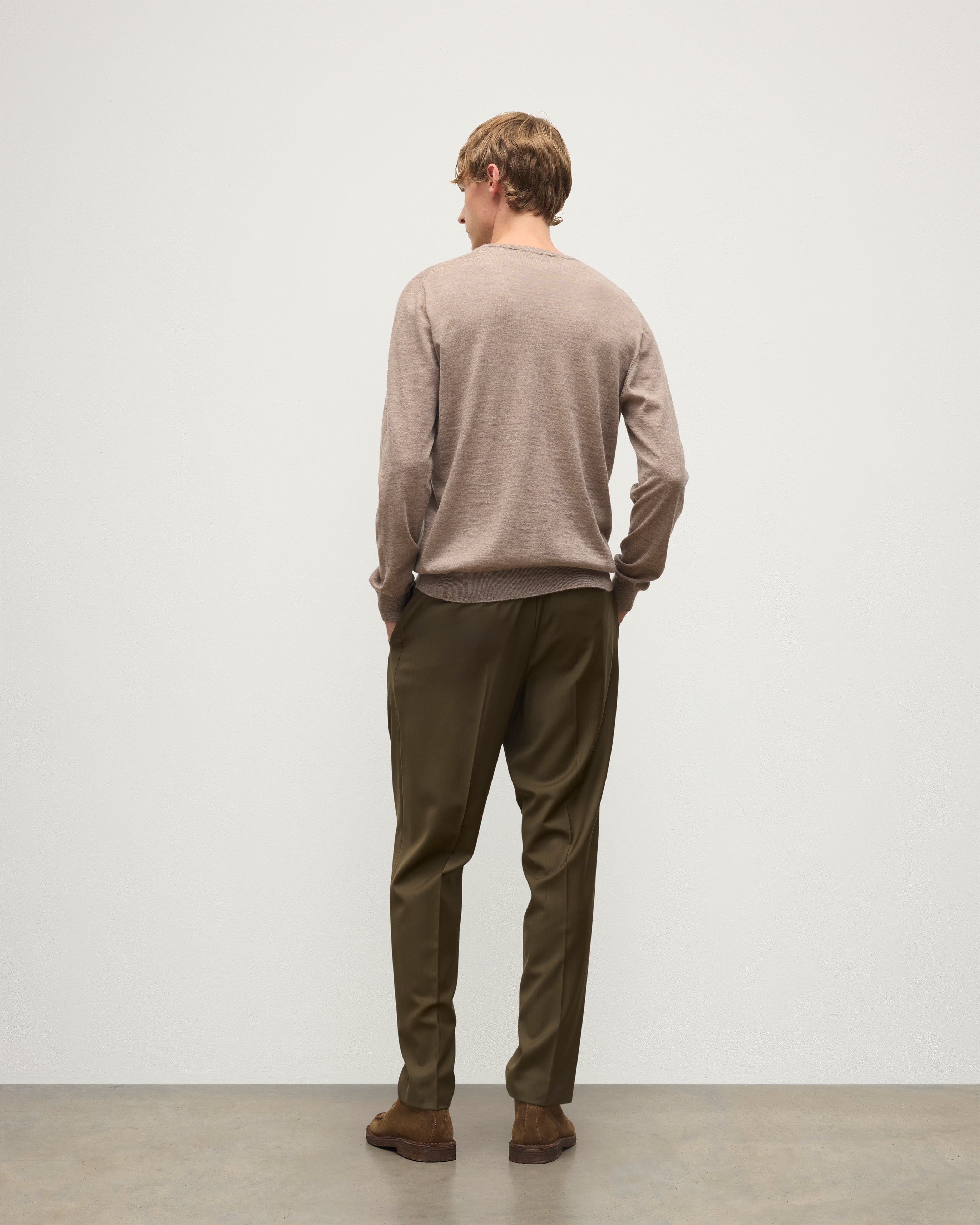 Johnstons of Elgin - Fin Light Brown V Neck Superfine Cashmere Jumper