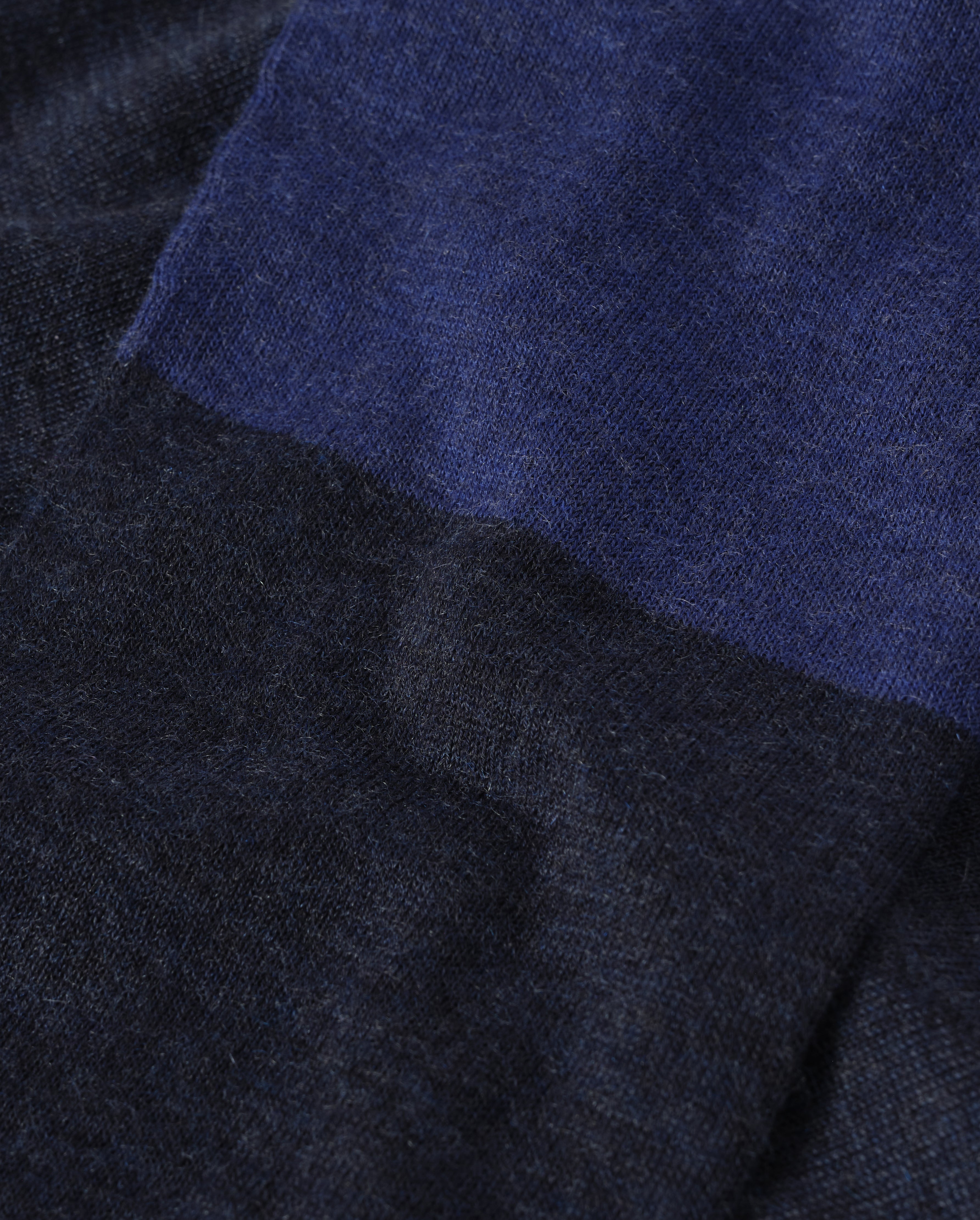Johnstons of Elgin - Euna Navy Blue Superfine Cashmere T - Shirt