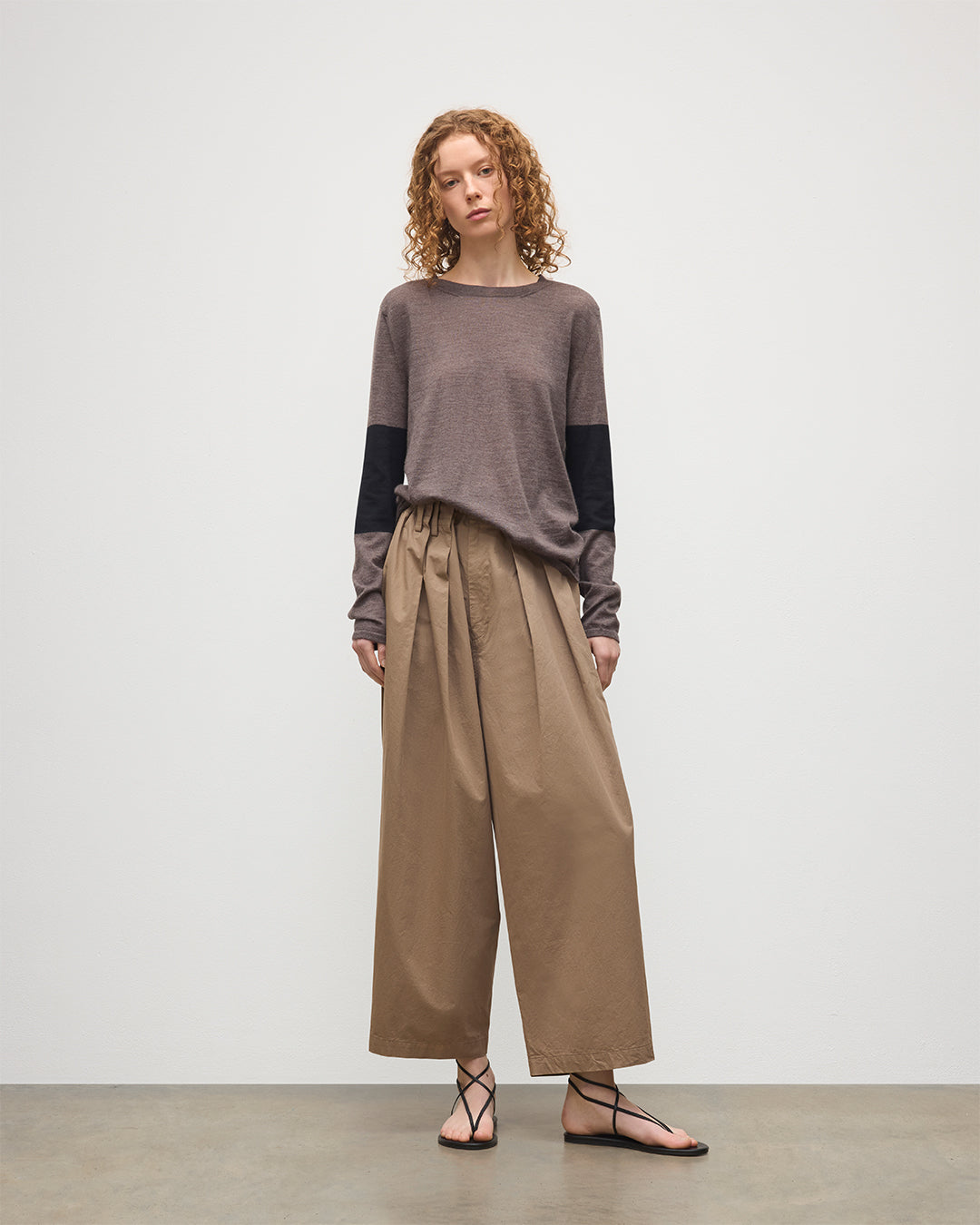 Johnstons of Elgin - Euna Brown & Black Superfine Cashmere T - Shirt