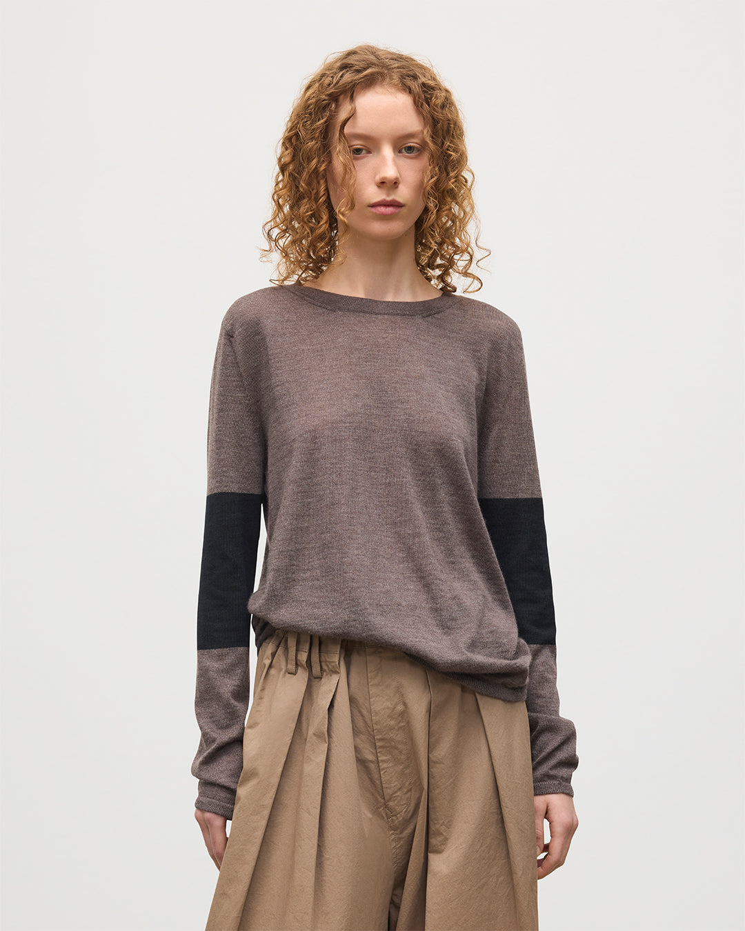 Johnstons of Elgin - Euna Brown & Black Superfine Cashmere T - Shirt