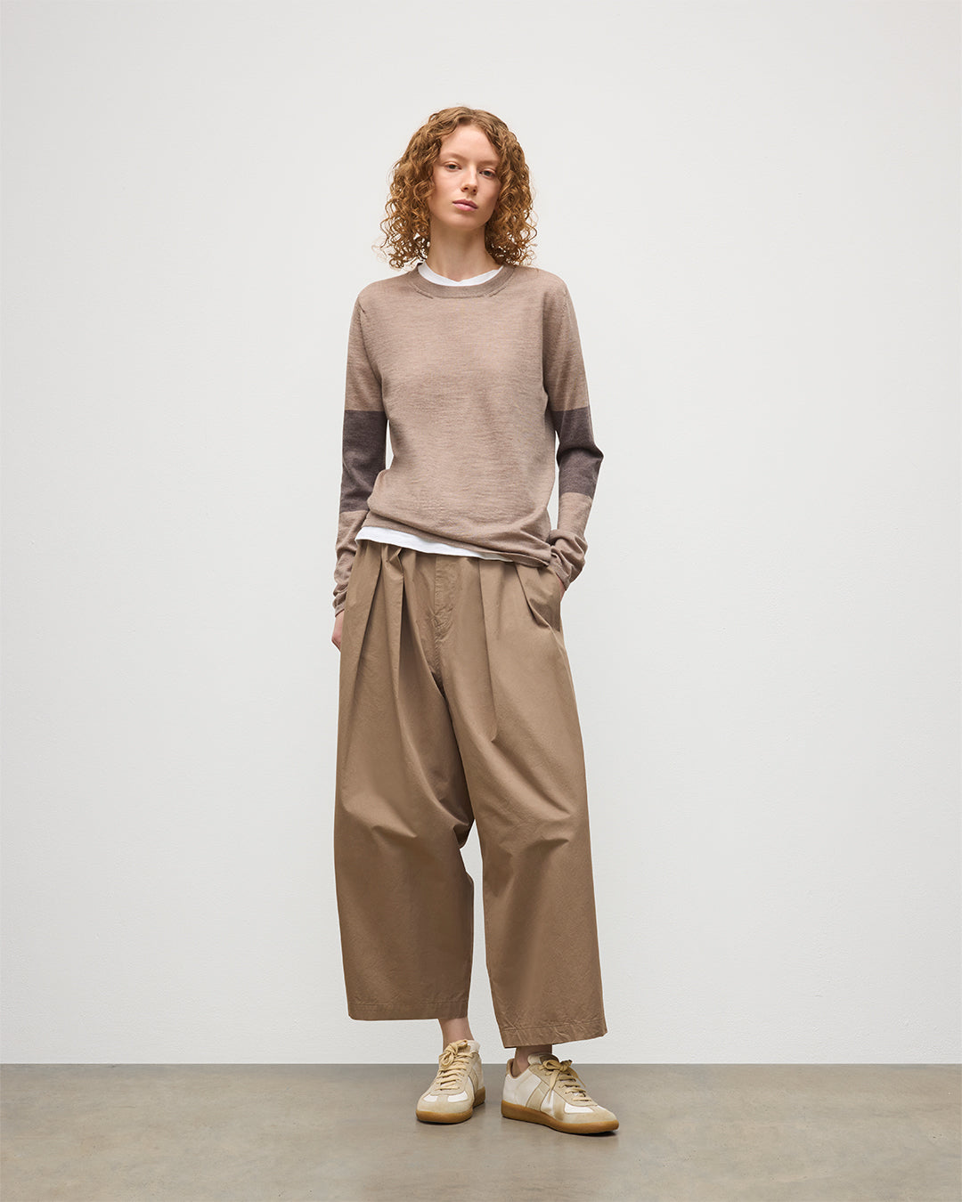 Johnstons of Elgin - Euna Brown Superfine Cashmere T - Shirt