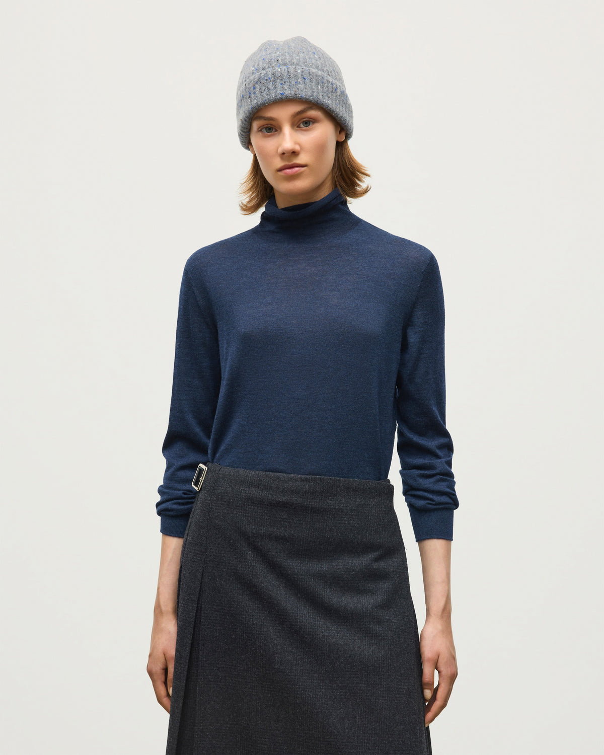 Johnstons of Elgin - Beatrice Funnel Navy Superfine Cashmere Jumper