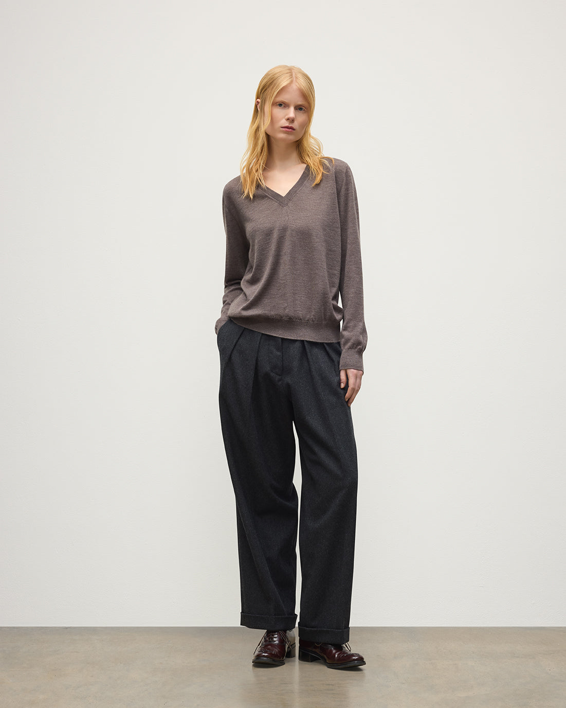 Johnstons of Elgin - Beatrice Brown Superfine Cashmere Jumper