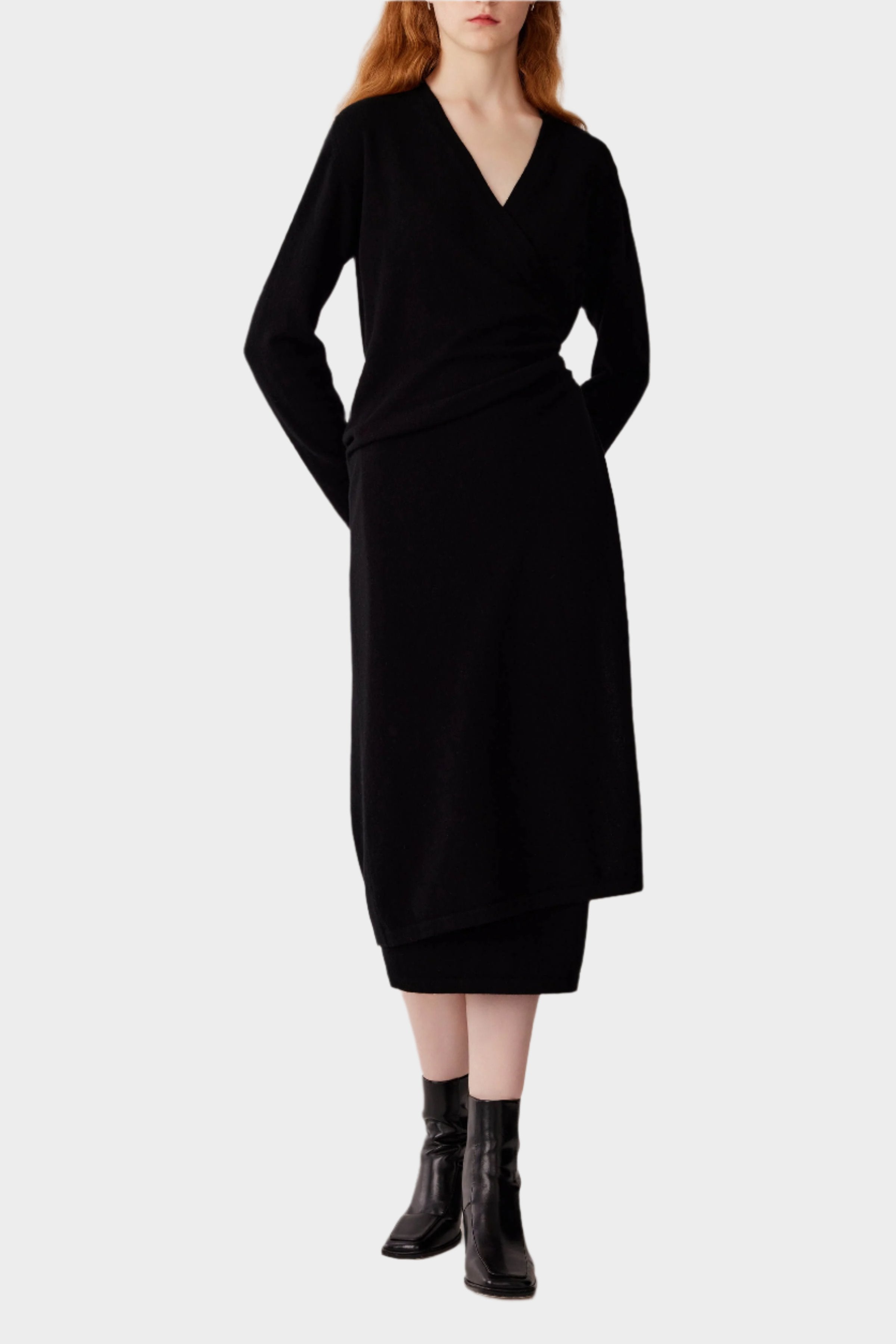 Johnstons of Elgin - Ballet Wrap Black Cashmere Dress