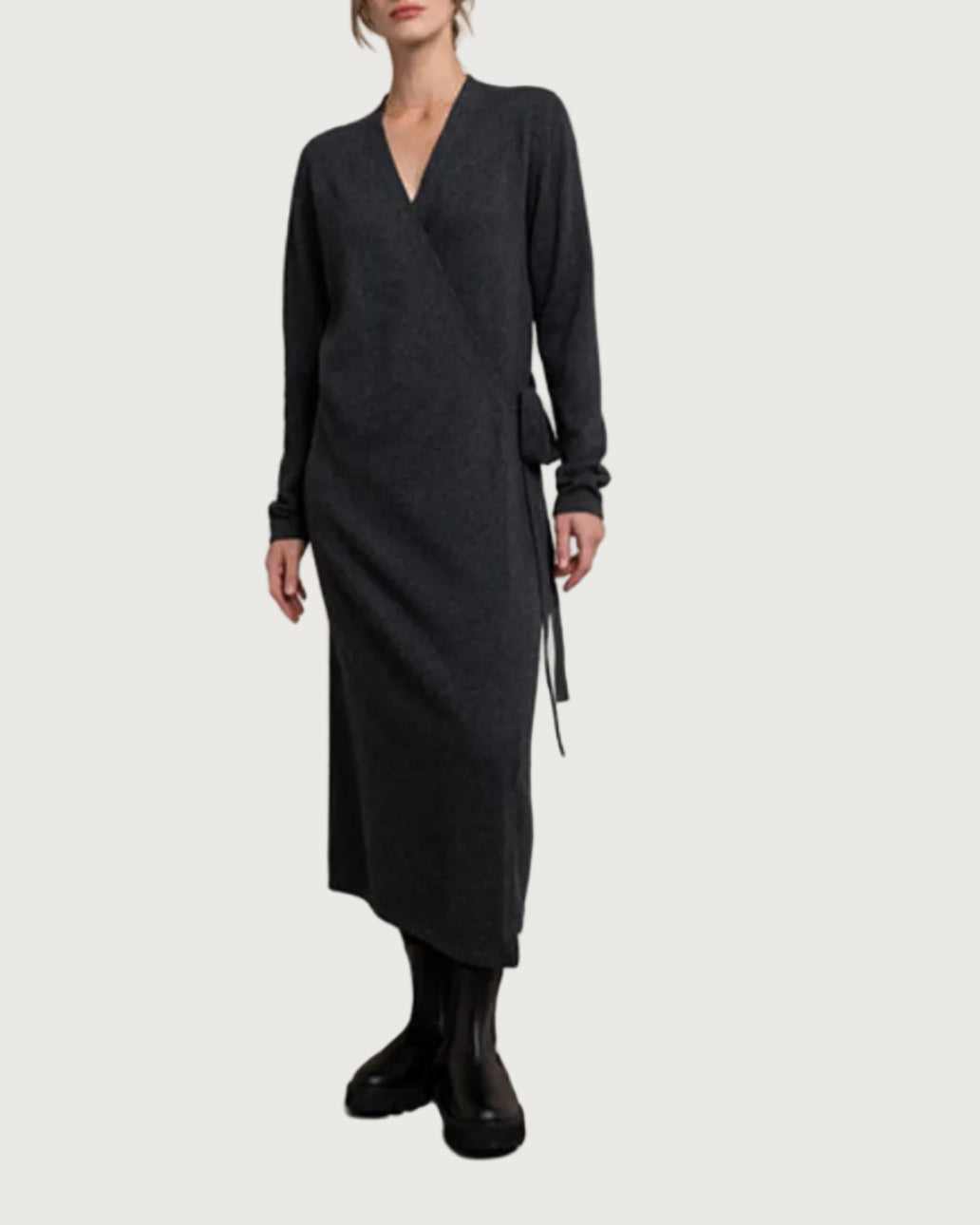 Johnstons of Elgin - Ballet Wrap Dark Grey Cashmere Dress