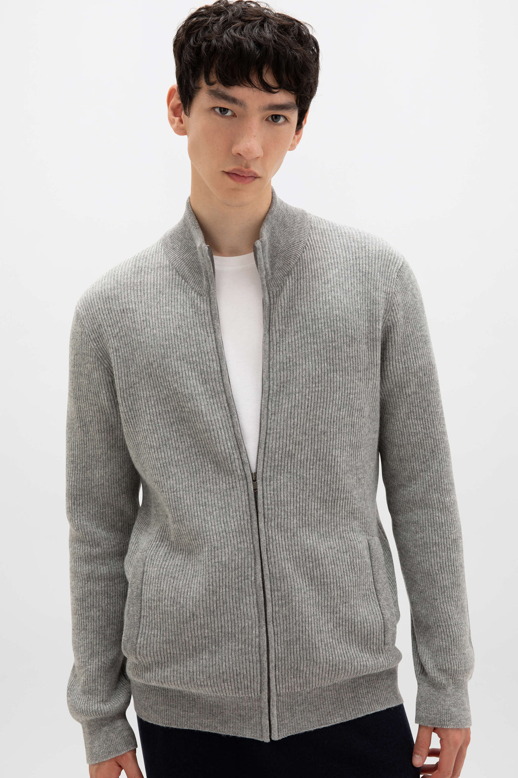 Johnstons of Elgin - Ribbed Cashmere Light Grey Cardigan