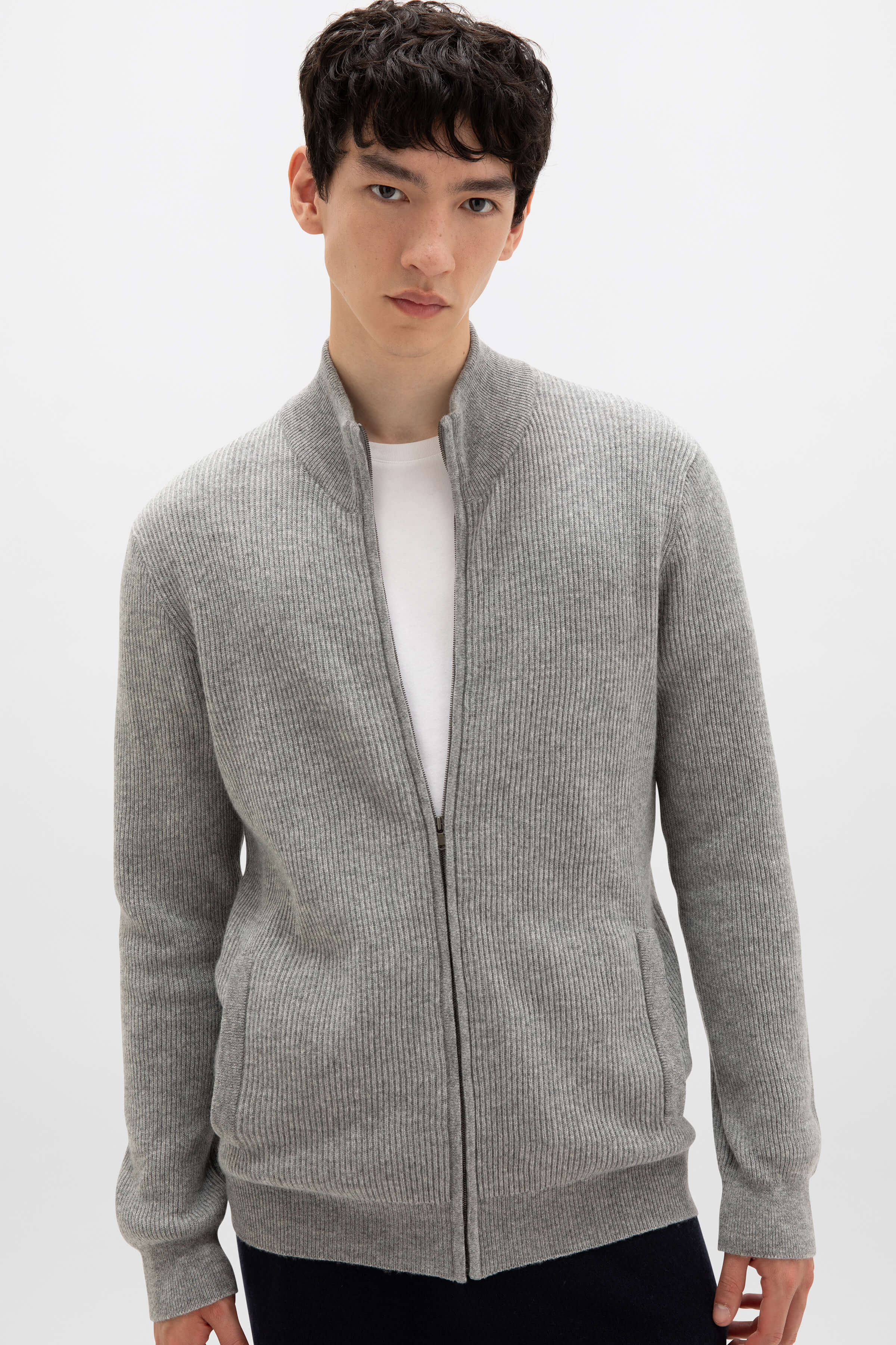 Johnstons of Elgin - Ribbed Cashmere Light Grey Cardigan