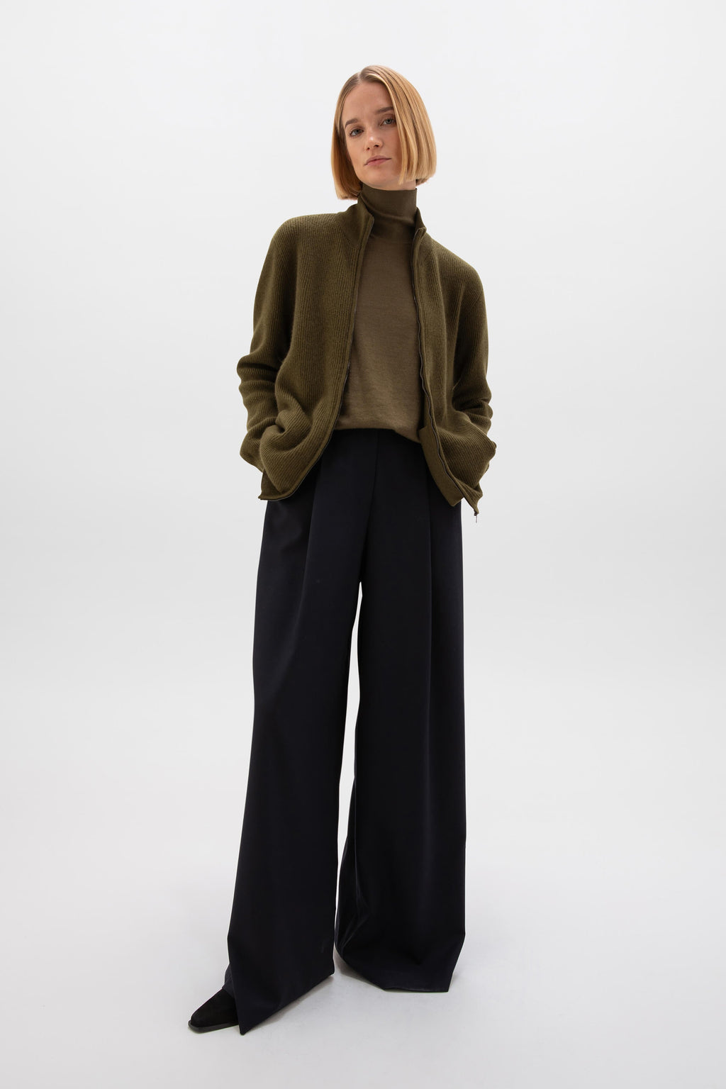 Johnstons of Elgin - Front Zip Olive Green Cashmere Cardigan