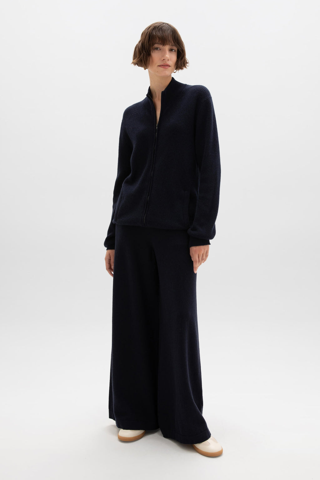Johnstons of Elgin - Ribbed Cashmere Dark Navy Cardigan