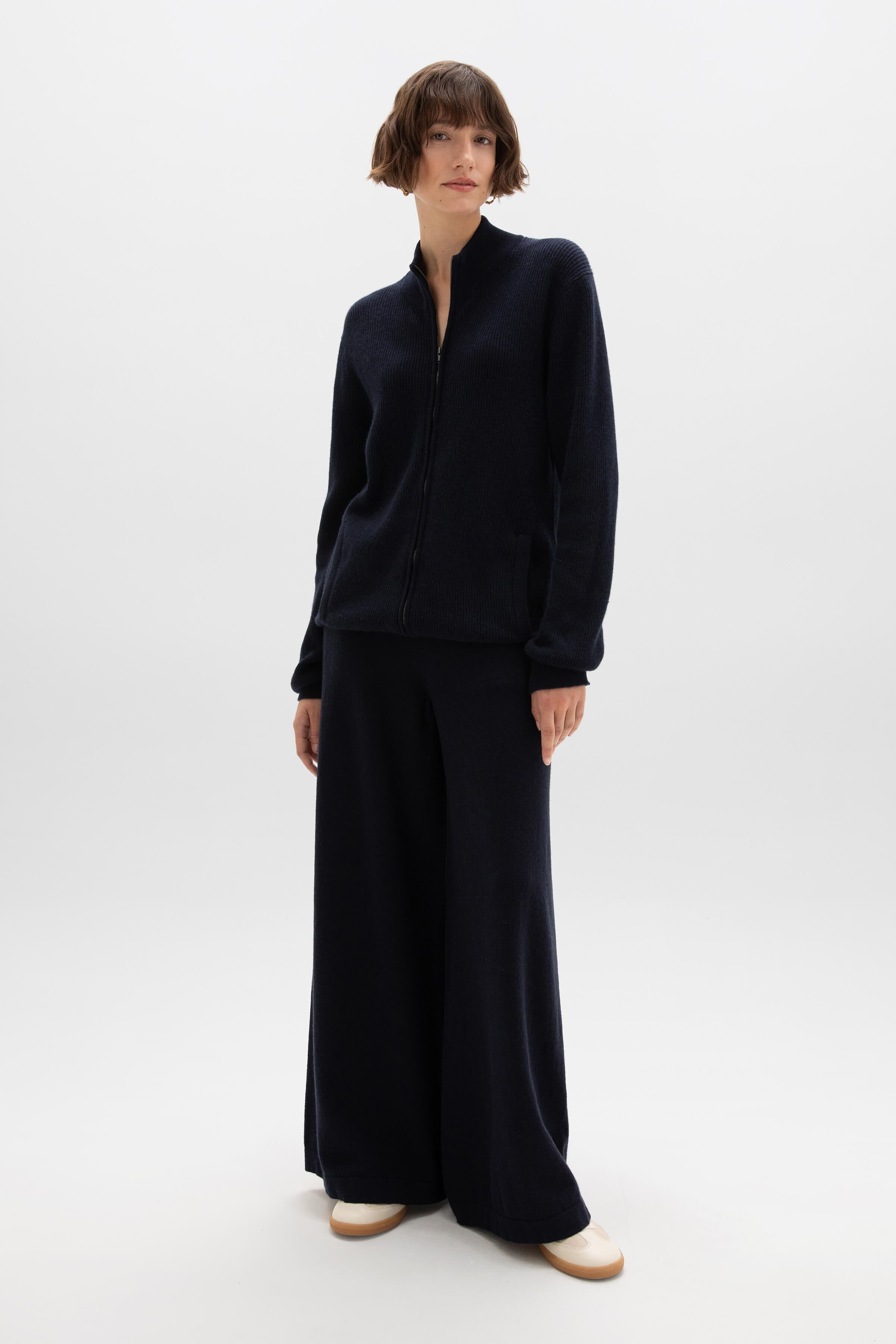 Johnstons of Elgin - Ribbed Cashmere Dark Navy Cardigan