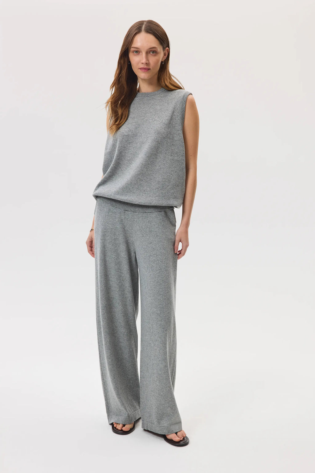 Johnstons of Elgin - Light Grey Cashmere Tank
