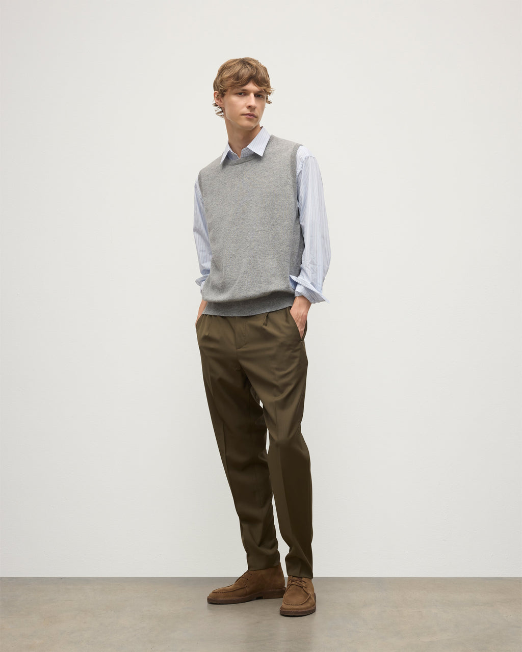 Johnstons of Elgin - Lennox Grey Cashmere Sleeveless Tank