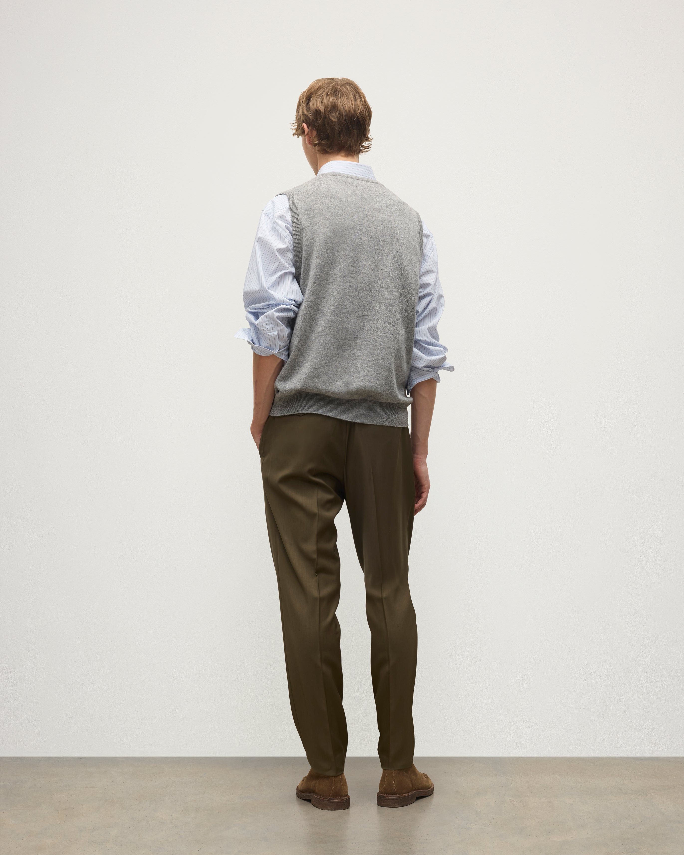 Johnstons of Elgin - Lennox Grey Cashmere Sleeveless Tank
