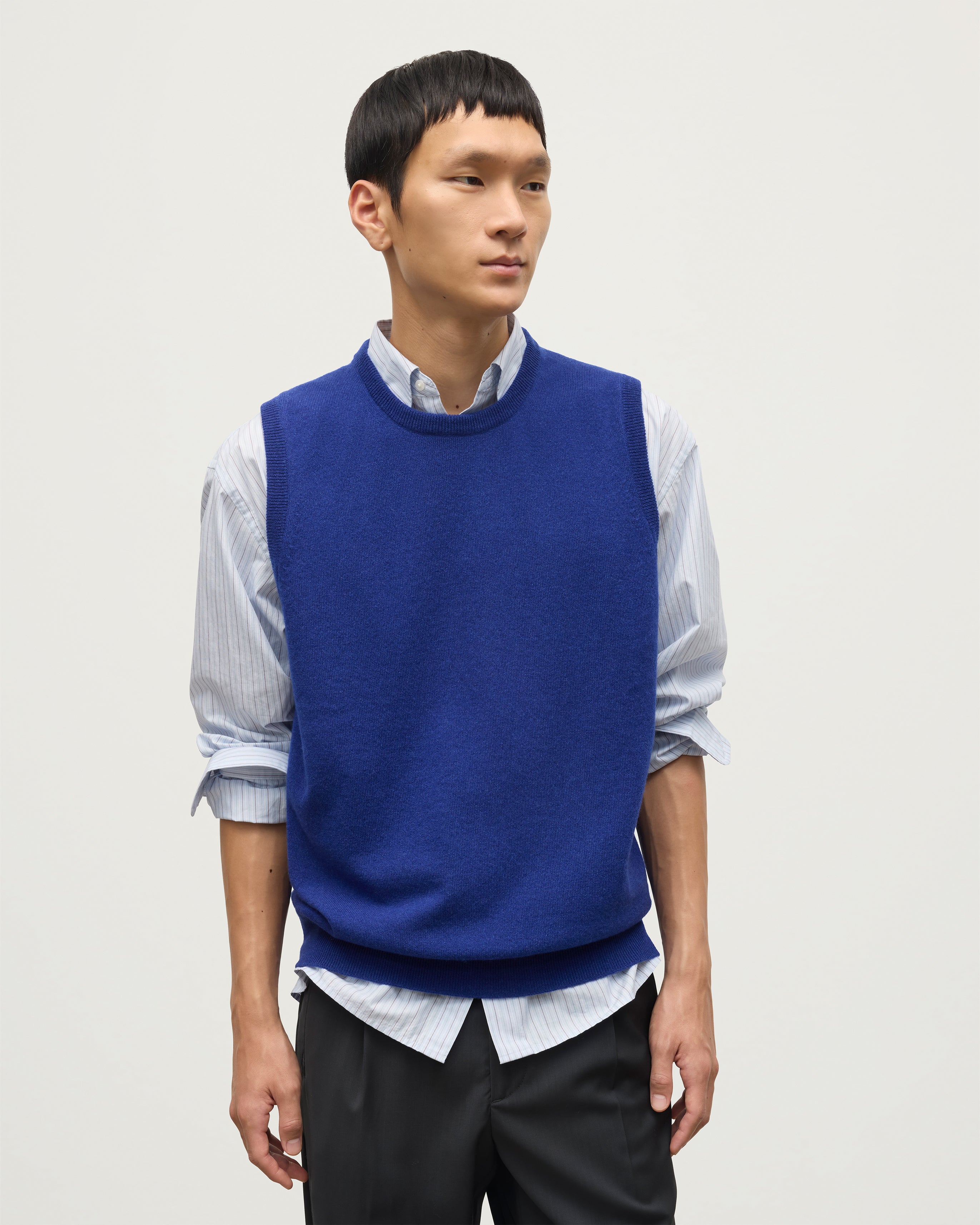 Johnstons of Elgin - Lennox Blue Cashmere Sleeveless Tank