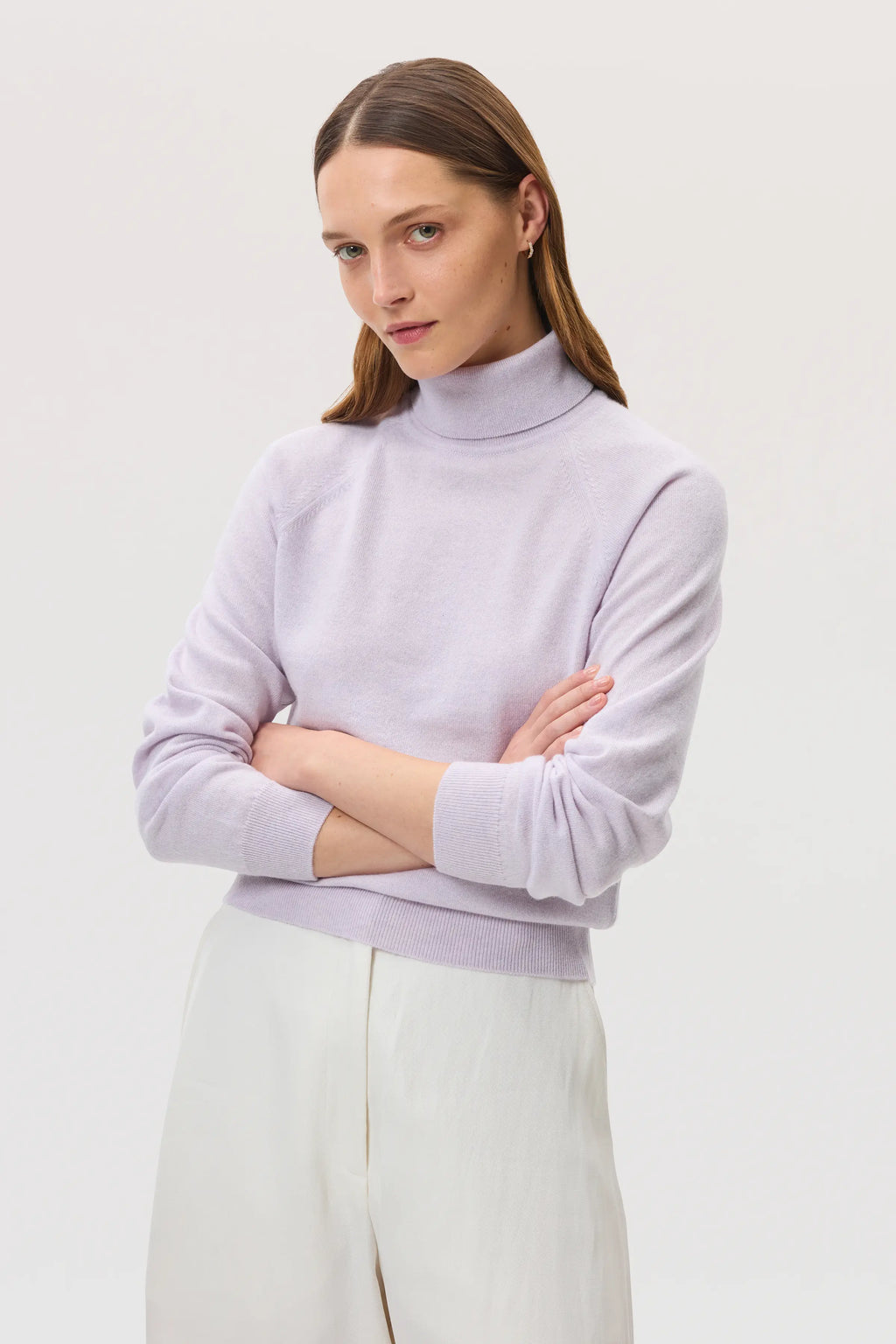 Johnstons of Elgin - Classic Cashmere Roll Neck Light Purple Jumper