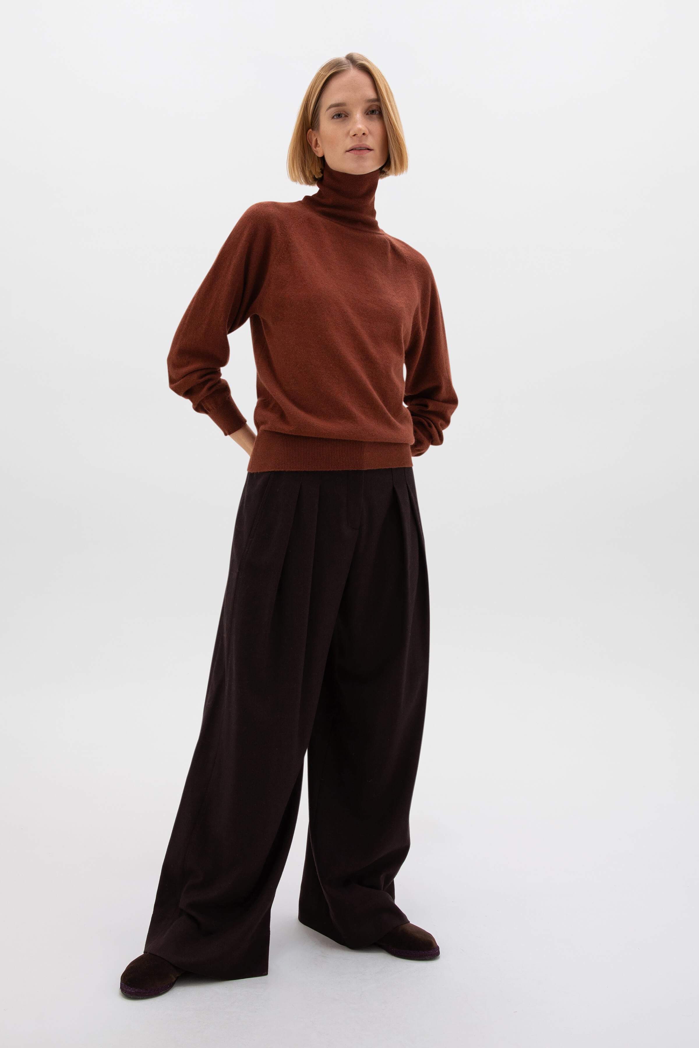 Johnstons of Elgin - Classic Cashmere Roll Neck Red Jumper