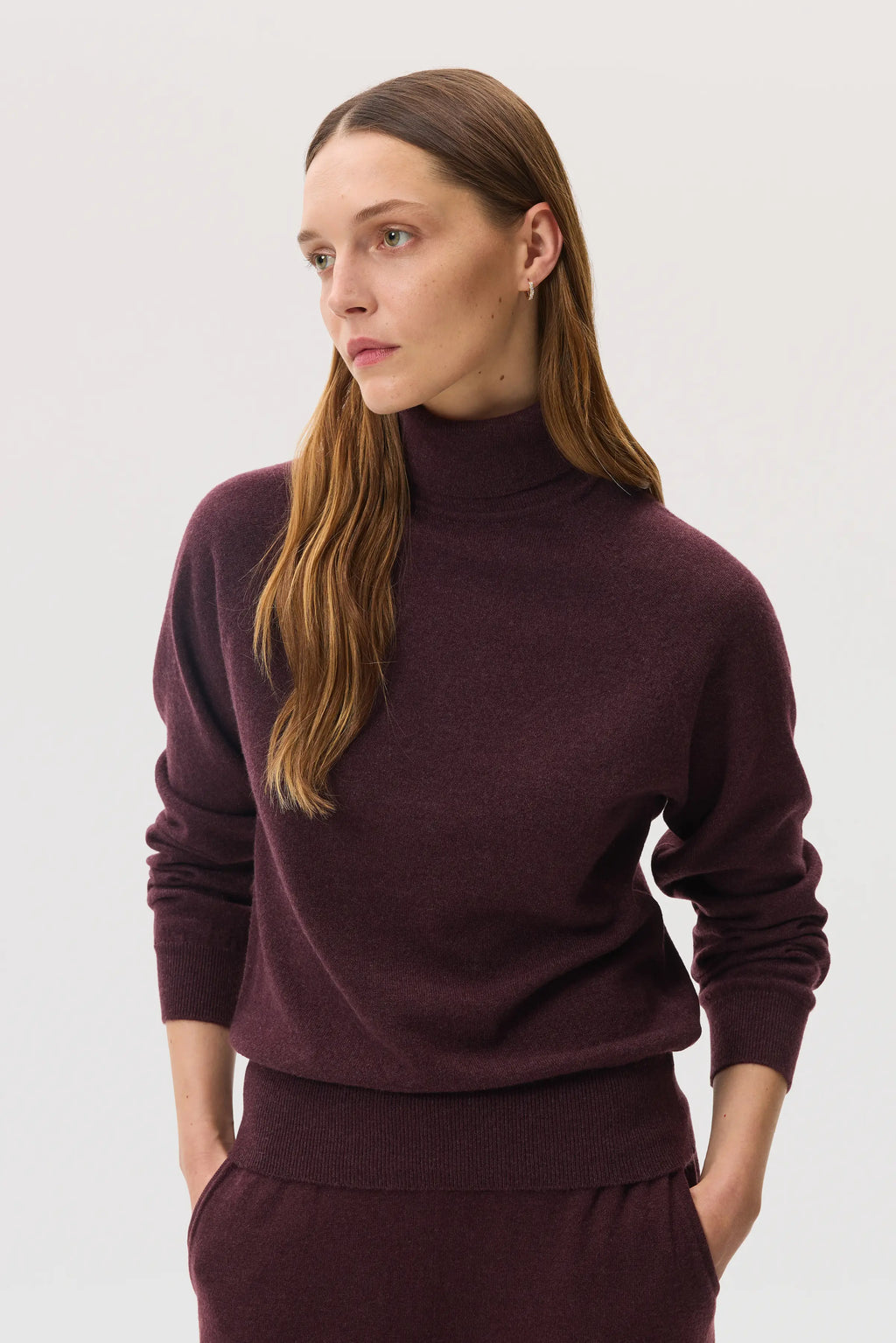 Johnstons of Elgin - Deep Red Cashmere Roll Neck Jumper