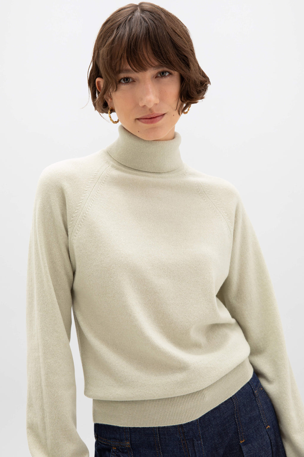Johnstons of Elgin - Cashmere Roll Neck Light Green Jumper